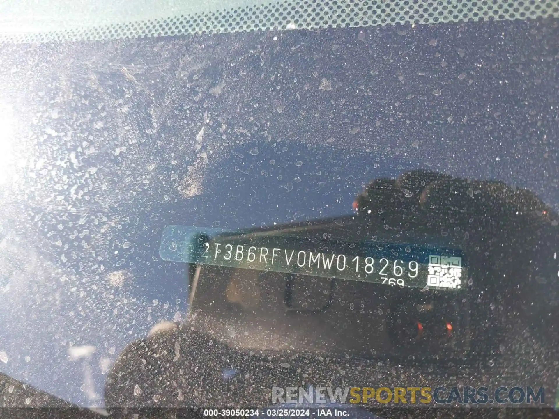 9 Photograph of a damaged car 2T3B6RFV0MW018269 TOYOTA RAV4 2021