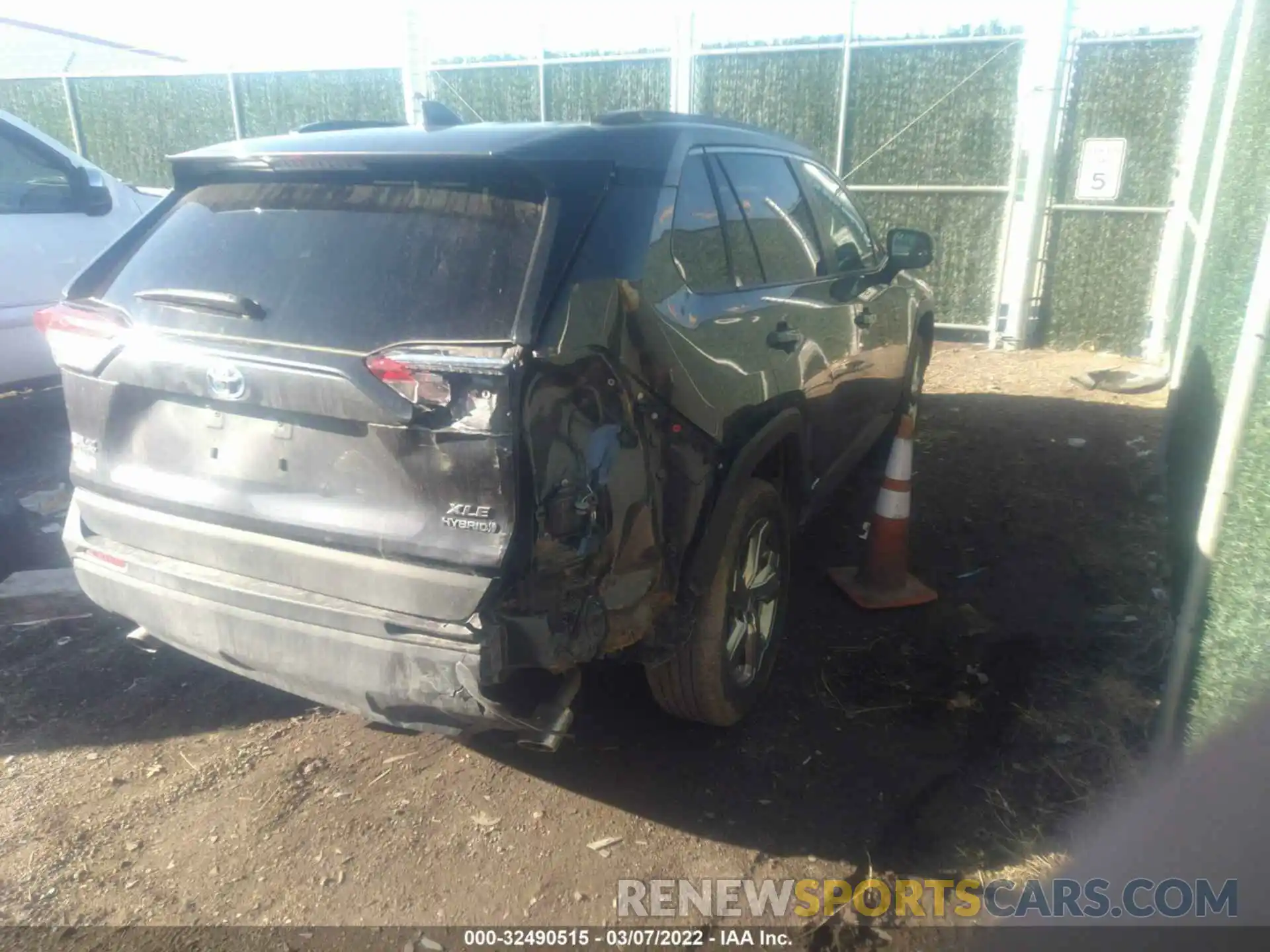 4 Photograph of a damaged car 2T3B6RFV2MW023375 TOYOTA RAV4 2021