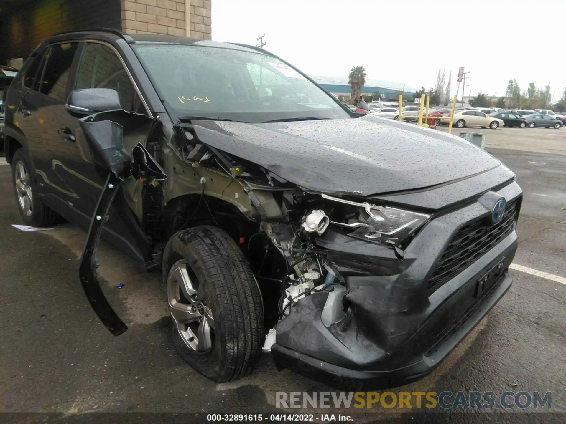 6 Photograph of a damaged car 2T3B6RFV2MW028866 TOYOTA RAV4 2021