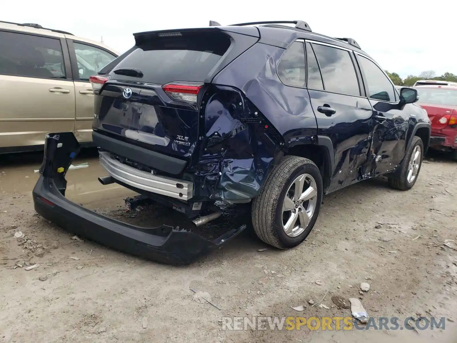 4 Photograph of a damaged car 2T3B6RFV3MW014703 TOYOTA RAV4 2021