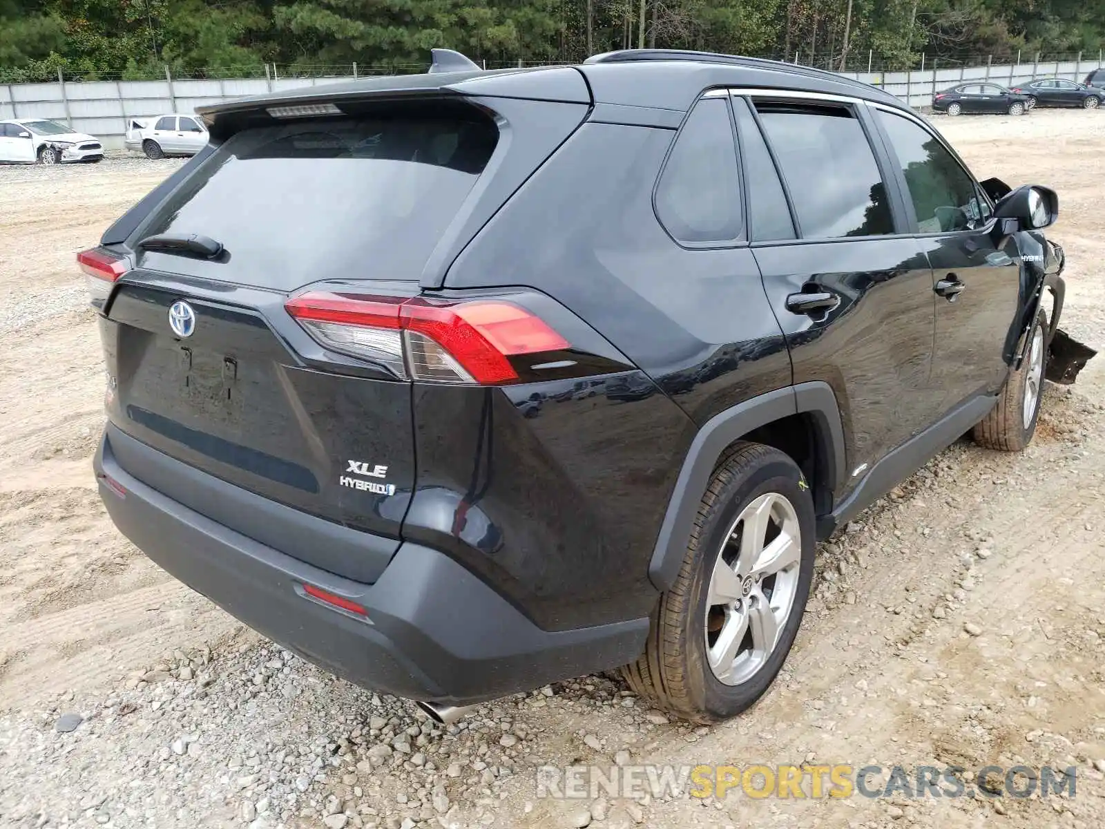 4 Photograph of a damaged car 2T3B6RFV3MW016953 TOYOTA RAV4 2021