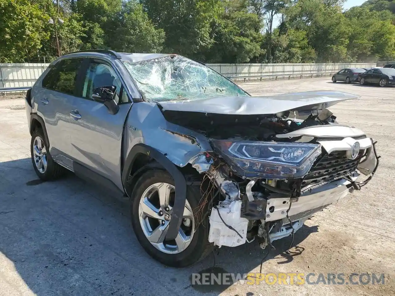 1 Photograph of a damaged car 2T3B6RFV3MW029282 TOYOTA RAV4 2021