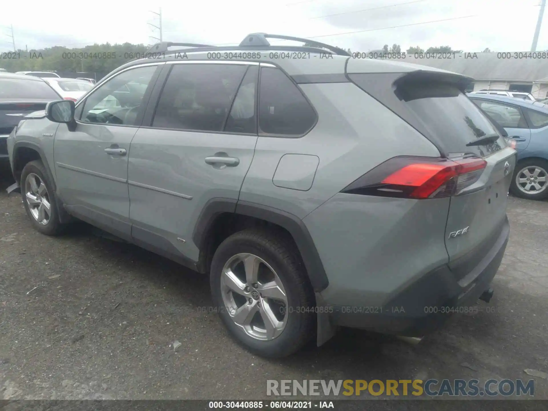 3 Photograph of a damaged car 2T3B6RFV5MW015836 TOYOTA RAV4 2021