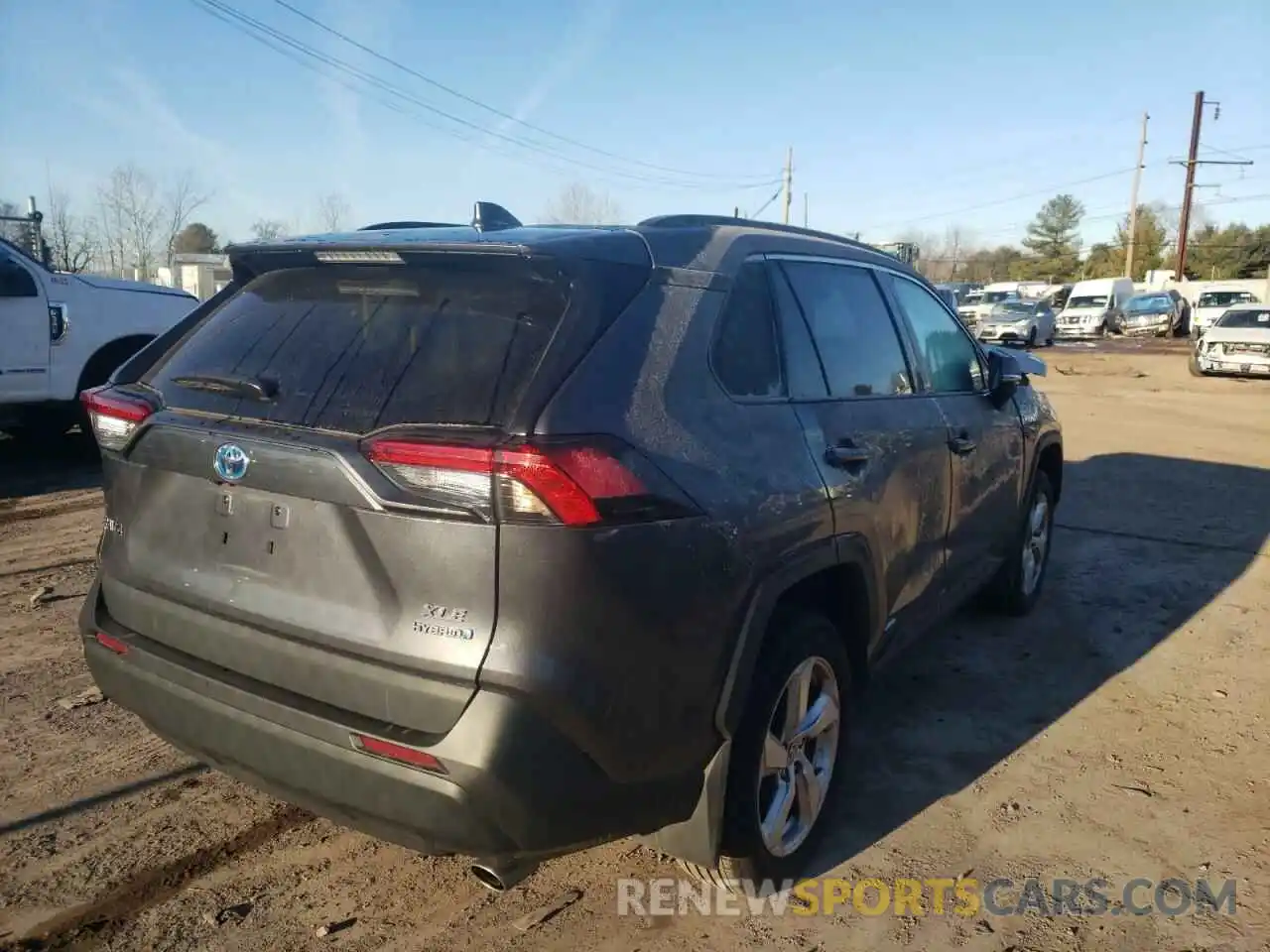 4 Photograph of a damaged car 2T3B6RFV6MW018972 TOYOTA RAV4 2021