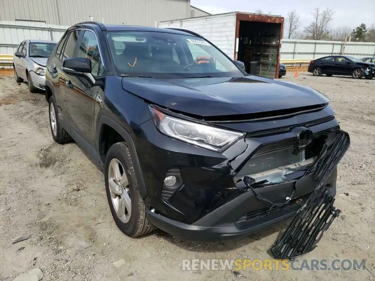 1 Photograph of a damaged car 2T3B6RFV6MW020334 TOYOTA RAV4 2021