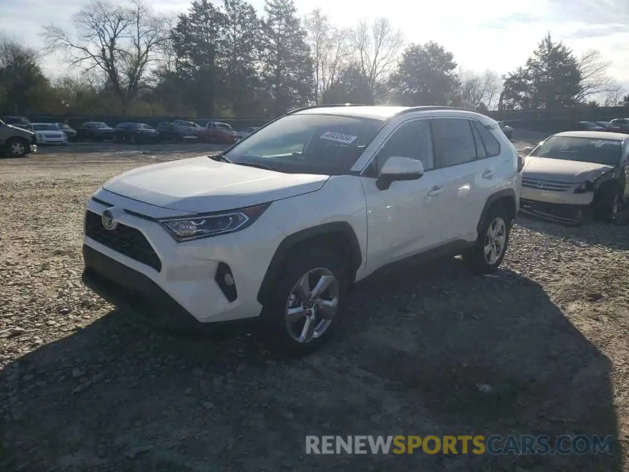 1 Photograph of a damaged car 2T3B6RFV6MW023718 TOYOTA RAV4 2021