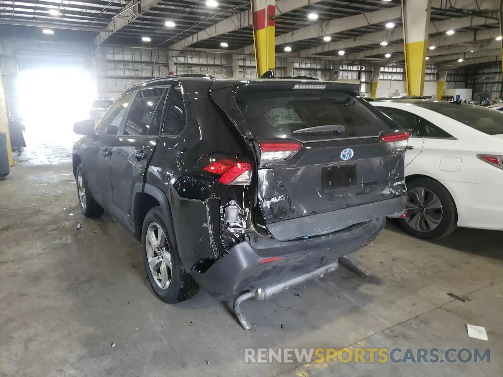 3 Photograph of a damaged car 2T3B6RFV9MW012762 TOYOTA RAV4 2021