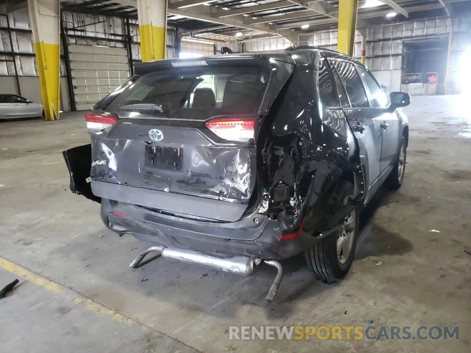 4 Photograph of a damaged car 2T3B6RFV9MW012762 TOYOTA RAV4 2021