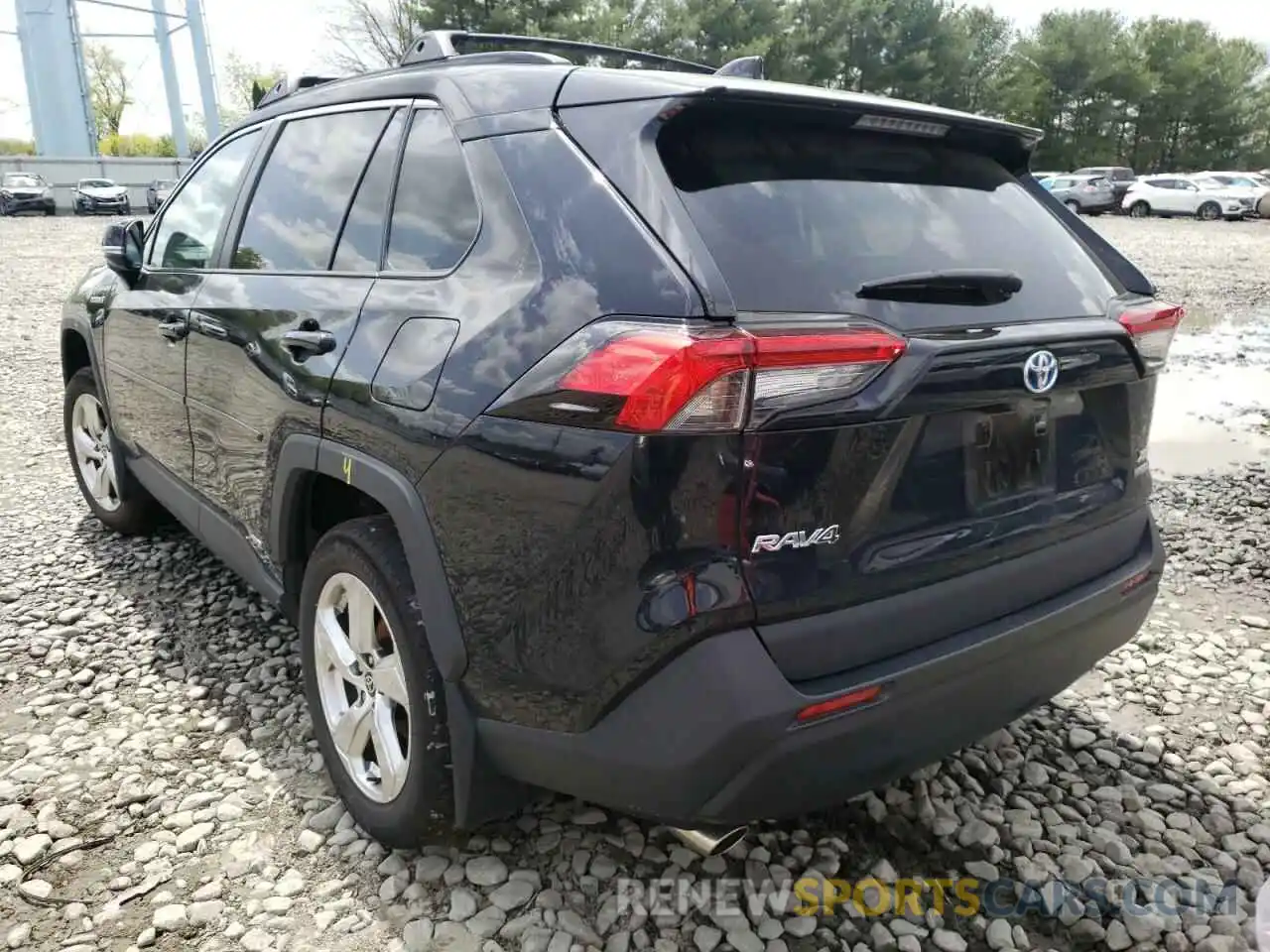 3 Photograph of a damaged car 2T3B6RFVXMW018389 TOYOTA RAV4 2021