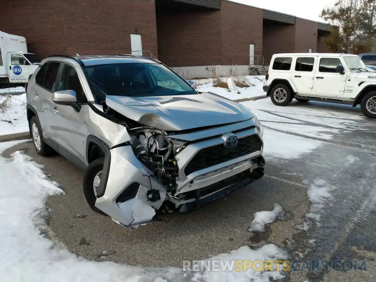 1 Photograph of a damaged car 2T3BWRFV9MW105359 TOYOTA RAV4 2021