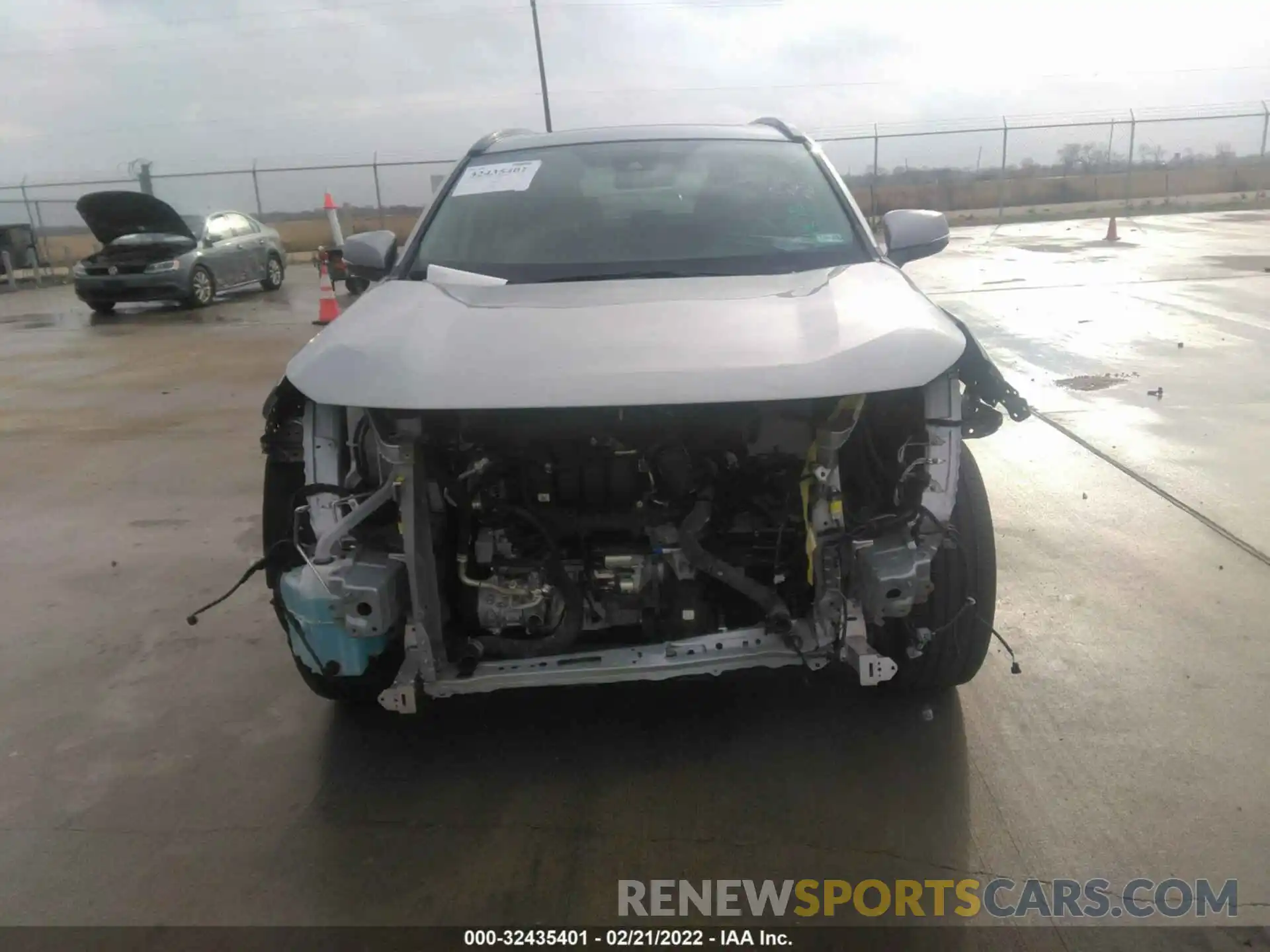 6 Photograph of a damaged car 2T3C1RFV0MC086141 TOYOTA RAV4 2021