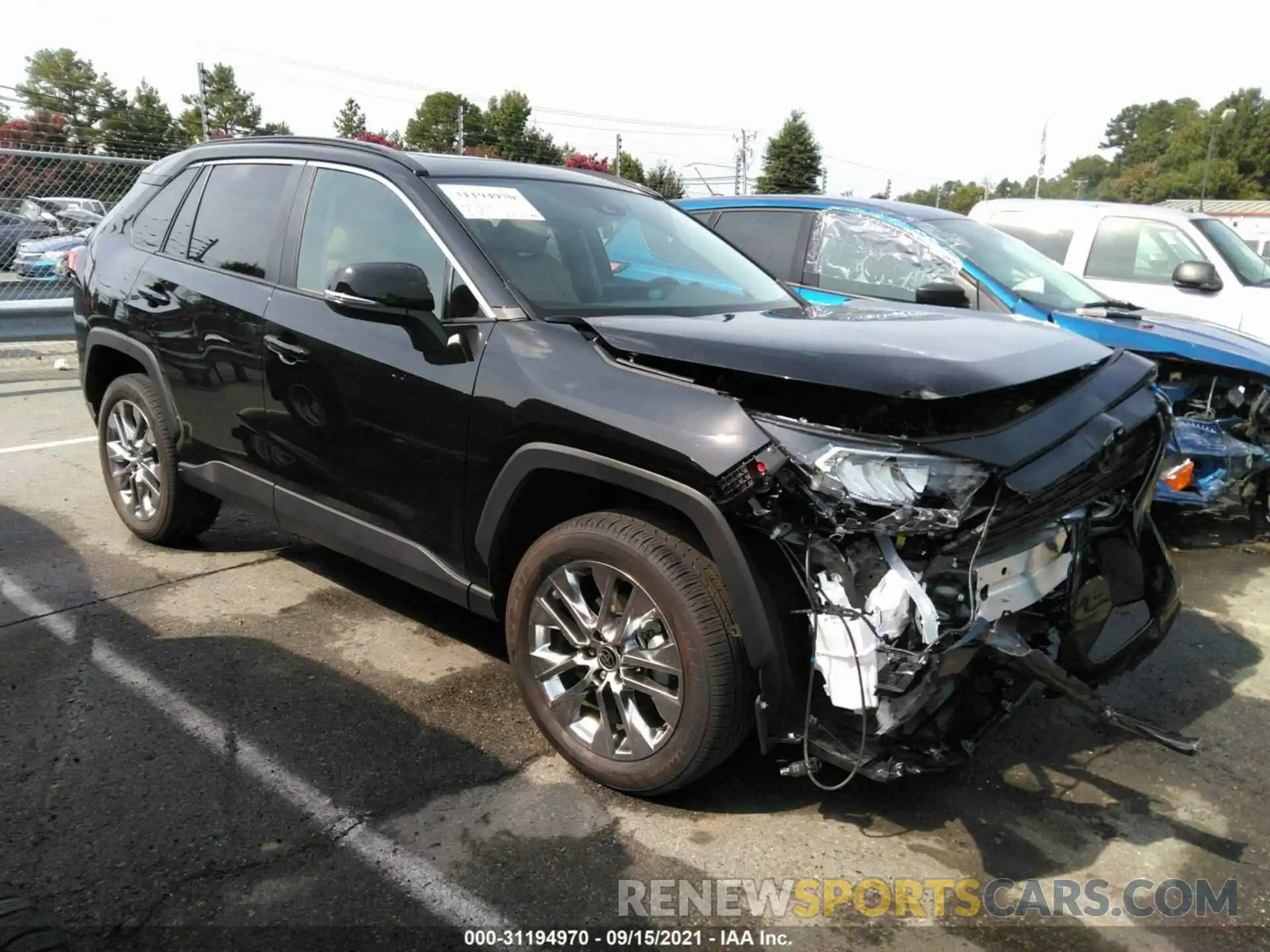 1 Photograph of a damaged car 2T3C1RFV0MC146497 TOYOTA RAV4 2021