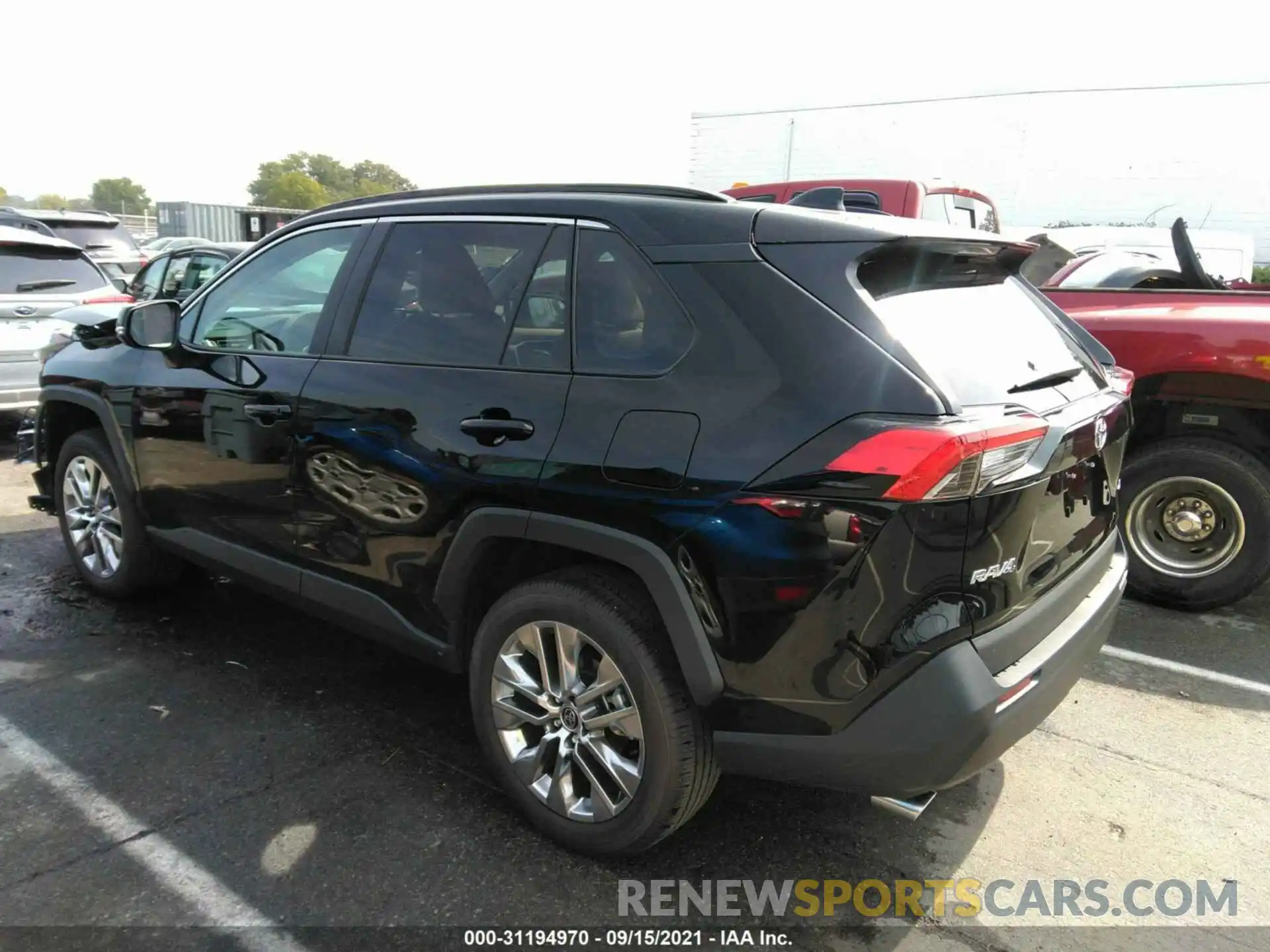 3 Photograph of a damaged car 2T3C1RFV0MC146497 TOYOTA RAV4 2021