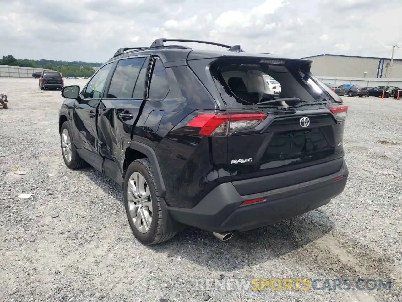 3 Photograph of a damaged car 2T3C1RFV0MC157452 TOYOTA RAV4 2021