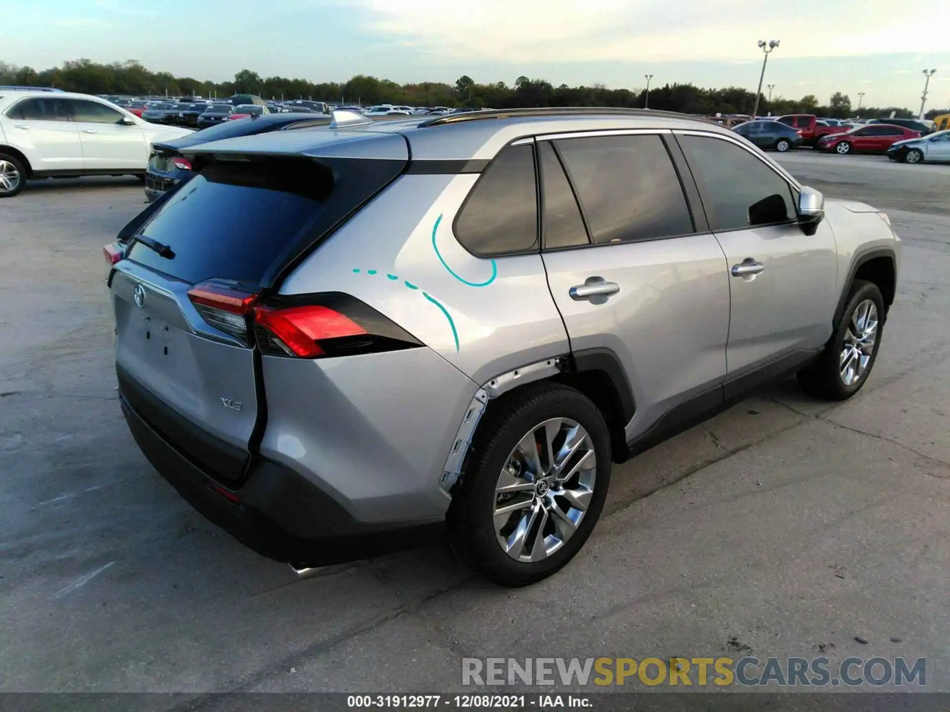 4 Photograph of a damaged car 2T3C1RFV0MW159863 TOYOTA RAV4 2021