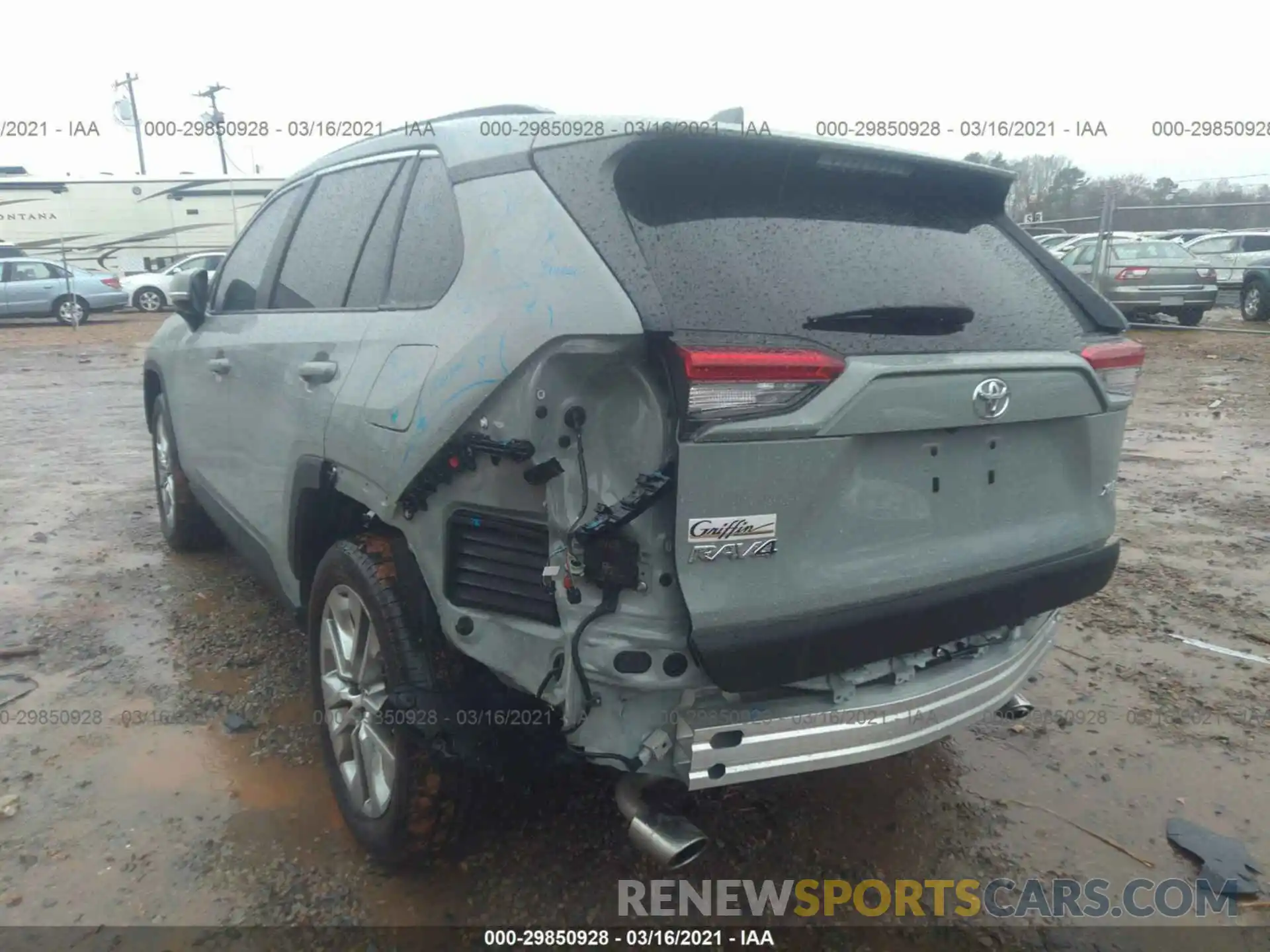 3 Photograph of a damaged car 2T3C1RFV1MC087587 TOYOTA RAV4 2021