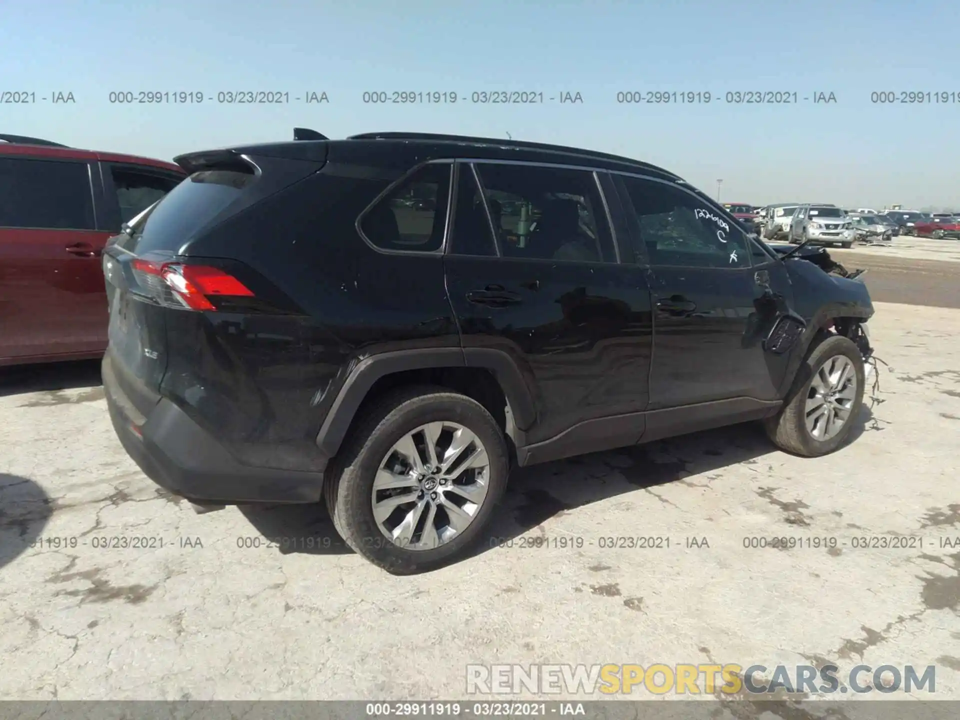 4 Photograph of a damaged car 2T3C1RFV1MC092997 TOYOTA RAV4 2021