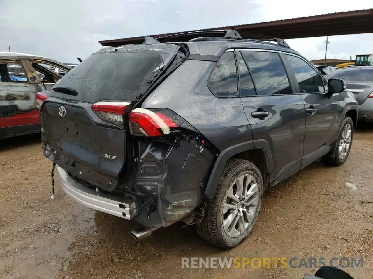 4 Photograph of a damaged car 2T3C1RFV1MC100774 TOYOTA RAV4 2021