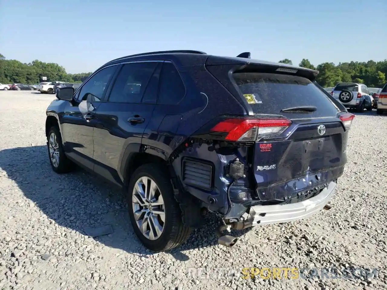 3 Photograph of a damaged car 2T3C1RFV1MW130520 TOYOTA RAV4 2021