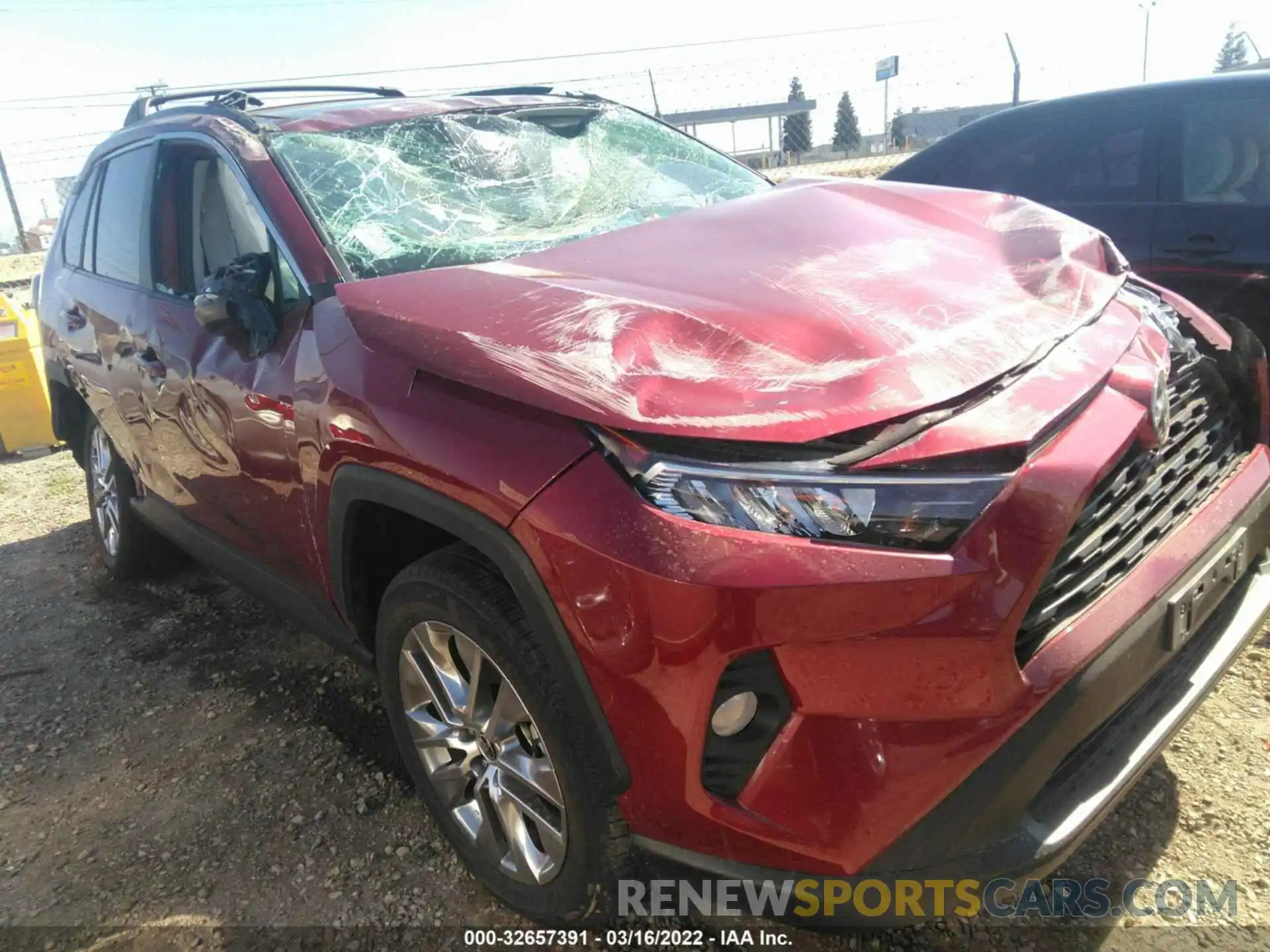 1 Photograph of a damaged car 2T3C1RFV1MW132509 TOYOTA RAV4 2021