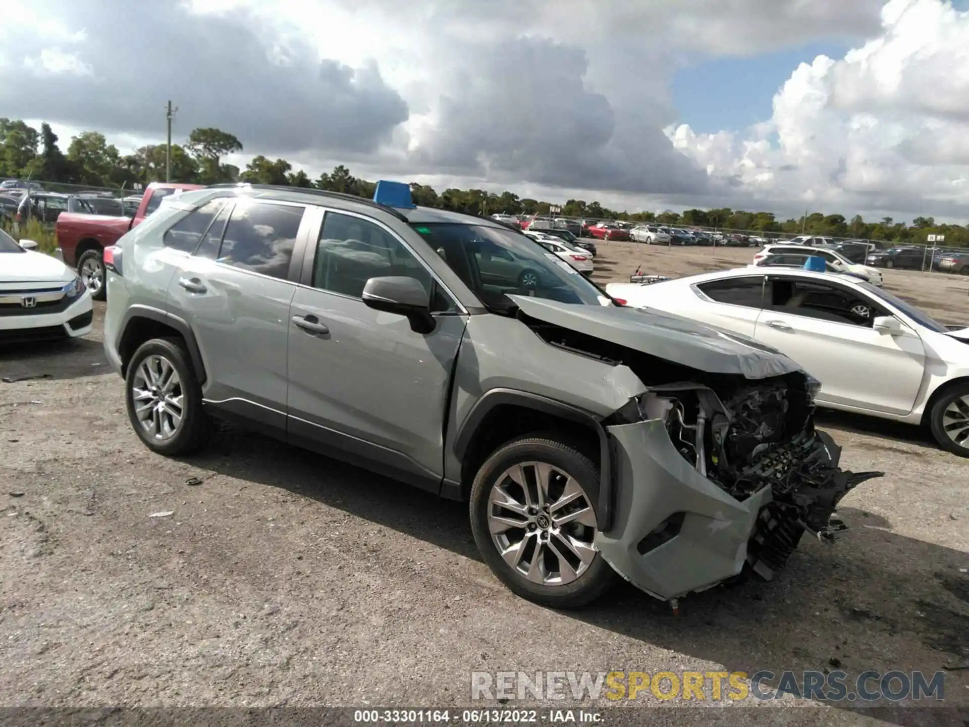 1 Photograph of a damaged car 2T3C1RFV1MW145101 TOYOTA RAV4 2021