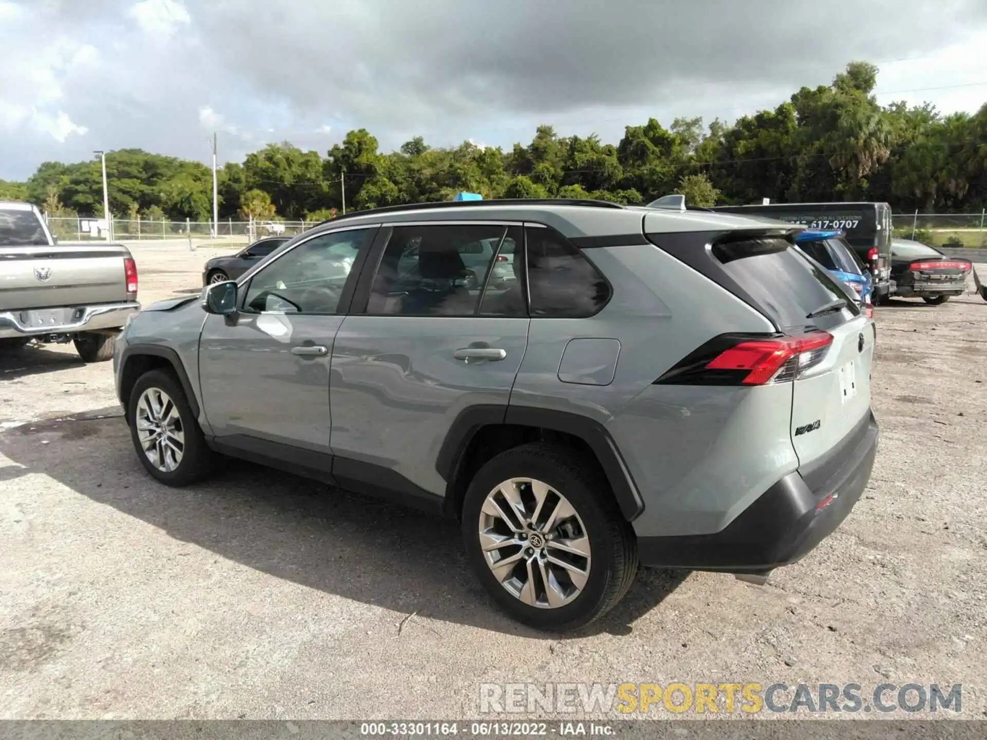 3 Photograph of a damaged car 2T3C1RFV1MW145101 TOYOTA RAV4 2021