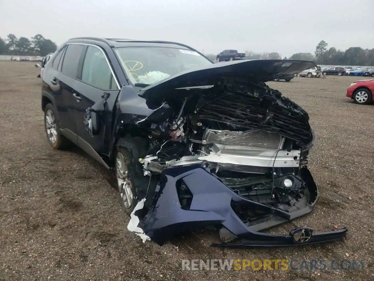 1 Photograph of a damaged car 2T3C1RFV1MW156762 TOYOTA RAV4 2021