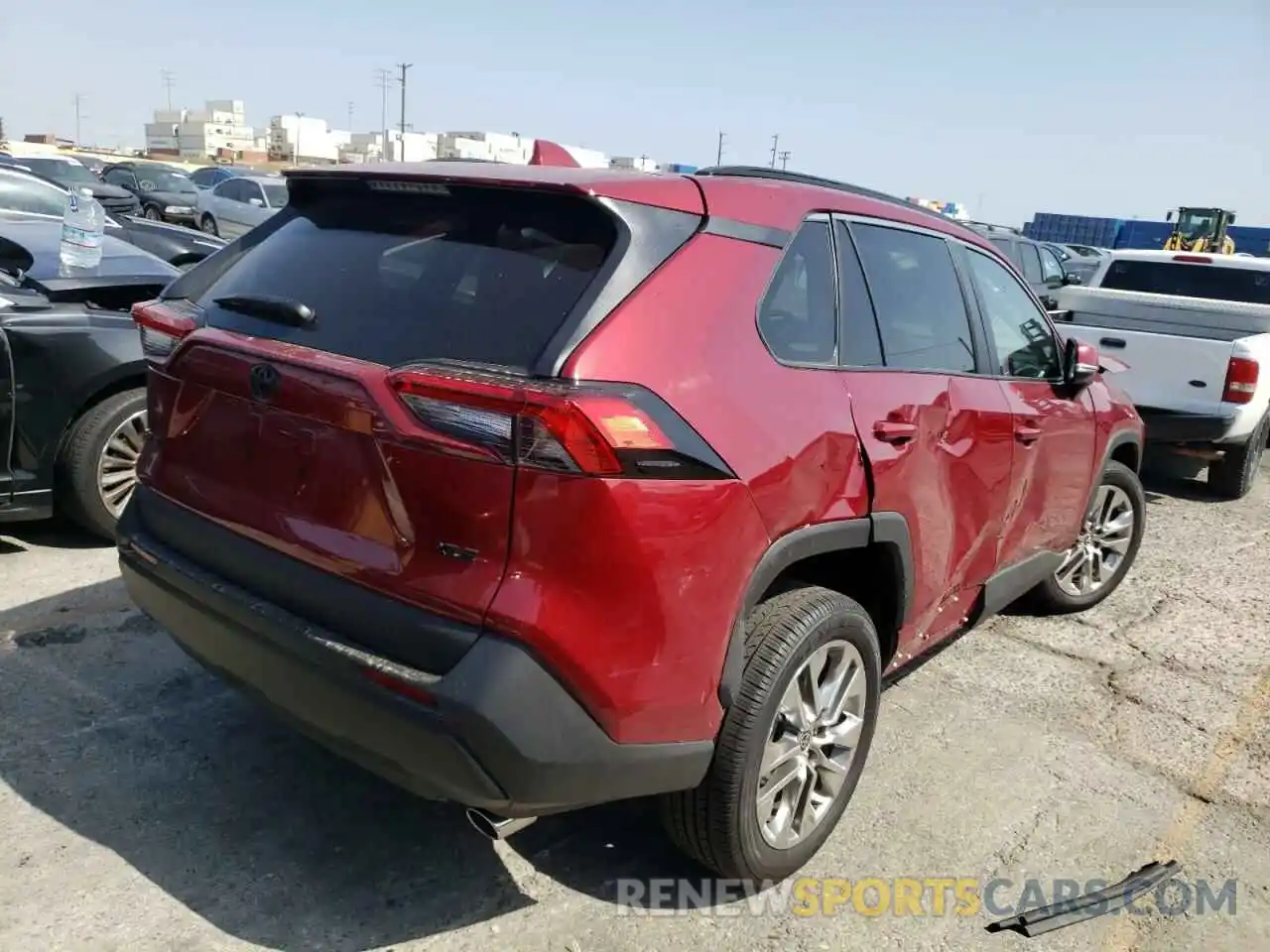 4 Photograph of a damaged car 2T3C1RFV1MW183279 TOYOTA RAV4 2021