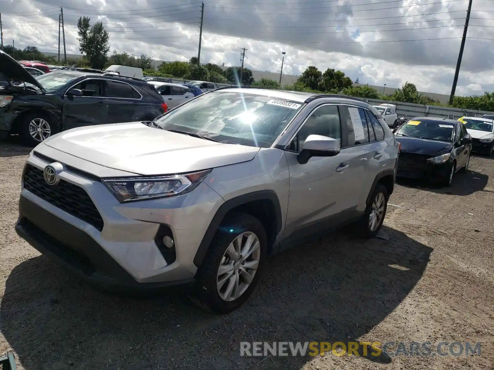 2 Photograph of a damaged car 2T3C1RFV2MC086495 TOYOTA RAV4 2021