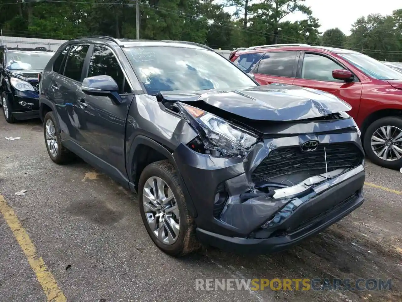 1 Photograph of a damaged car 2T3C1RFV2MC126073 TOYOTA RAV4 2021