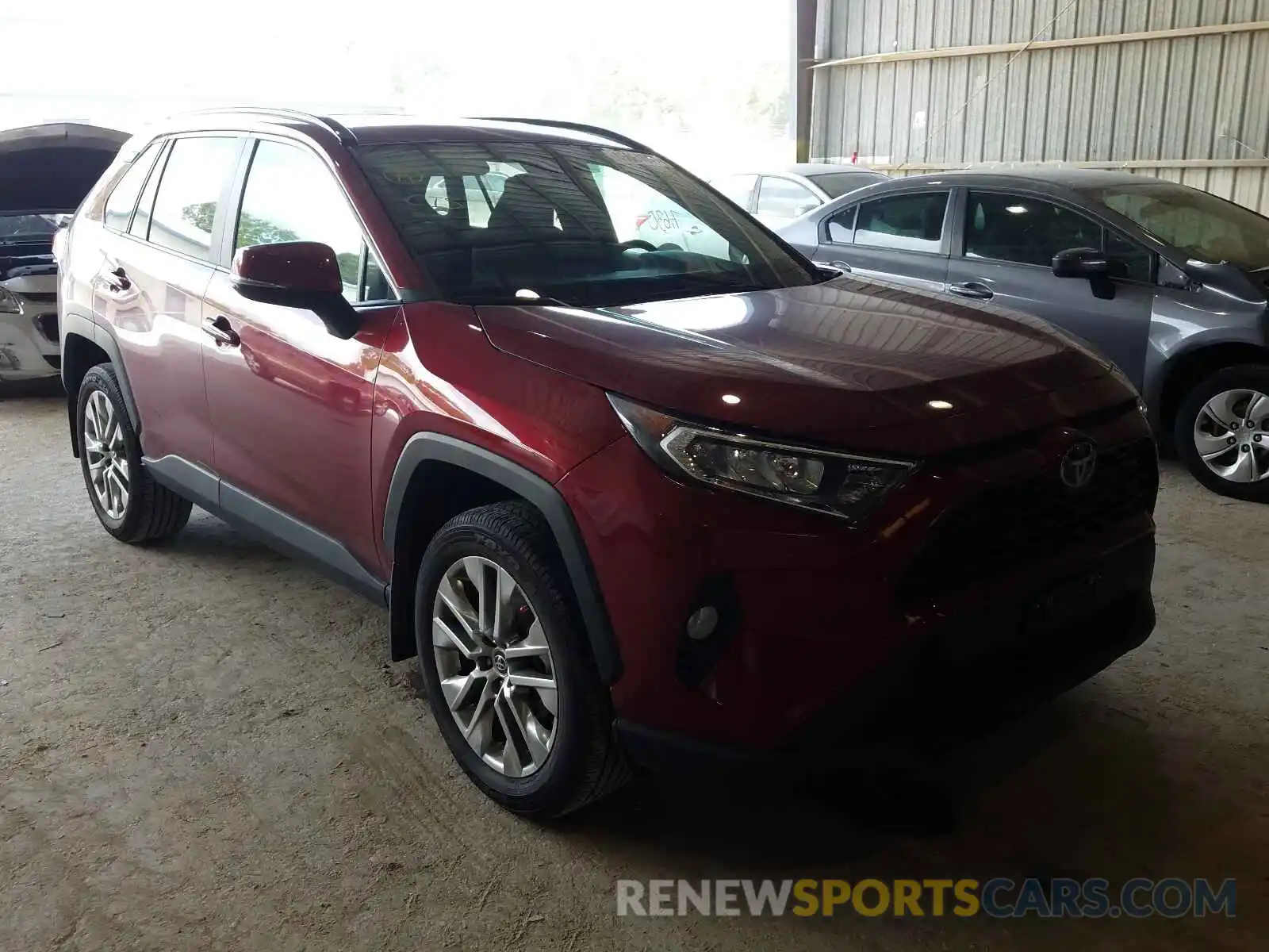 1 Фотография поврежденного автомобиля 2T3C1RFV2MW118733 TOYOTA RAV4 2021