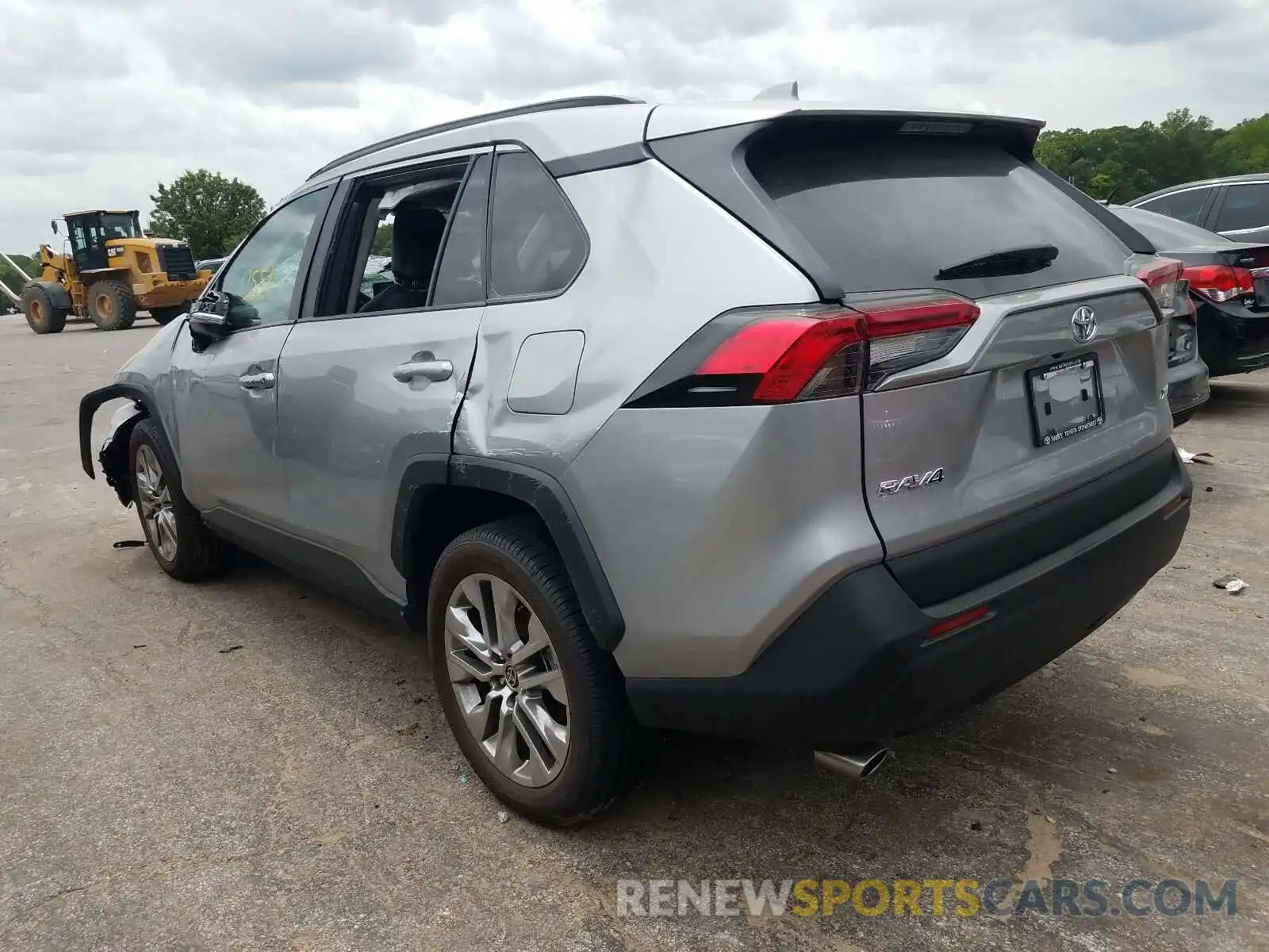 3 Photograph of a damaged car 2T3C1RFV3MC125174 TOYOTA RAV4 2021