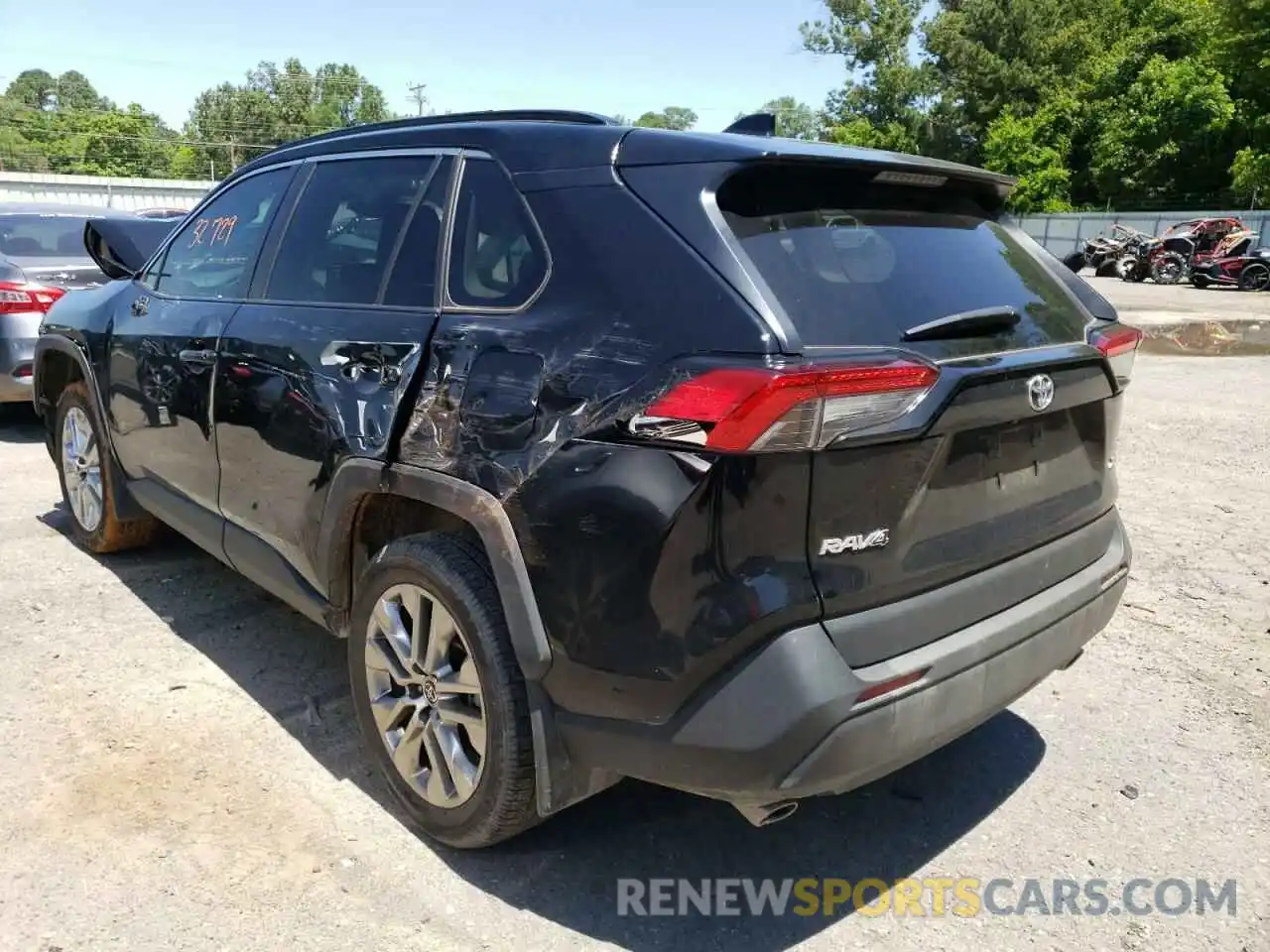 3 Photograph of a damaged car 2T3C1RFV3MC126616 TOYOTA RAV4 2021