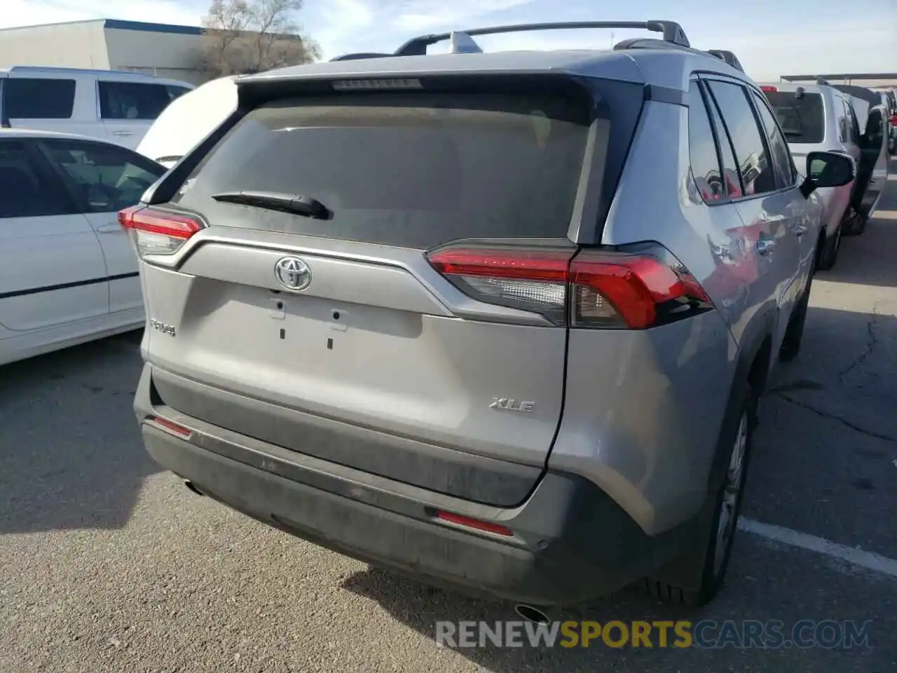 4 Photograph of a damaged car 2T3C1RFV3MC130469 TOYOTA RAV4 2021