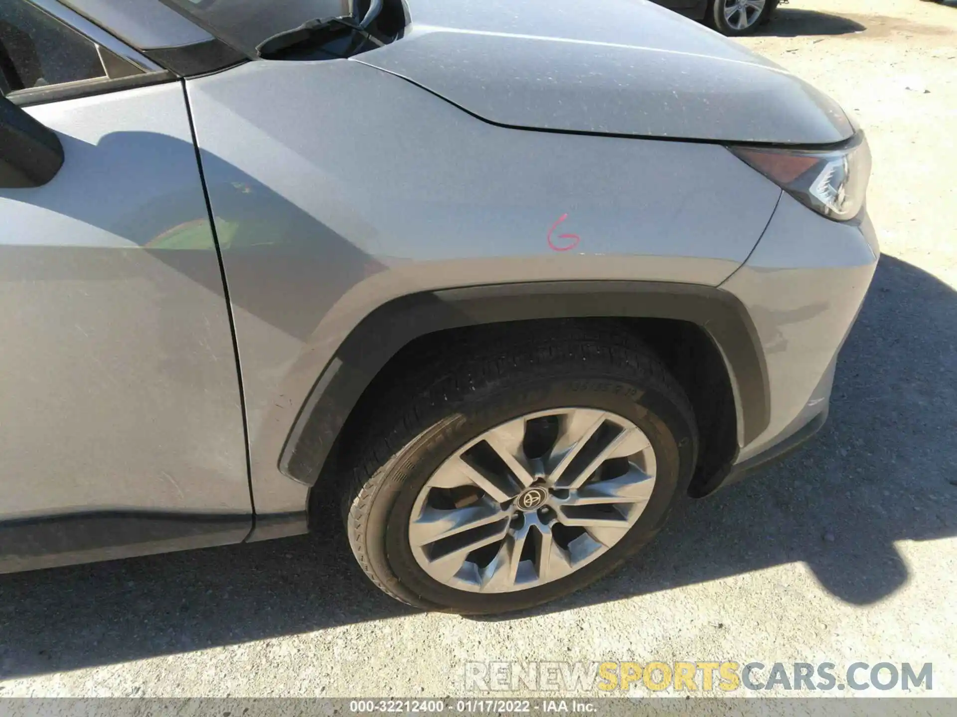 13 Photograph of a damaged car 2T3C1RFV3MC144517 TOYOTA RAV4 2021