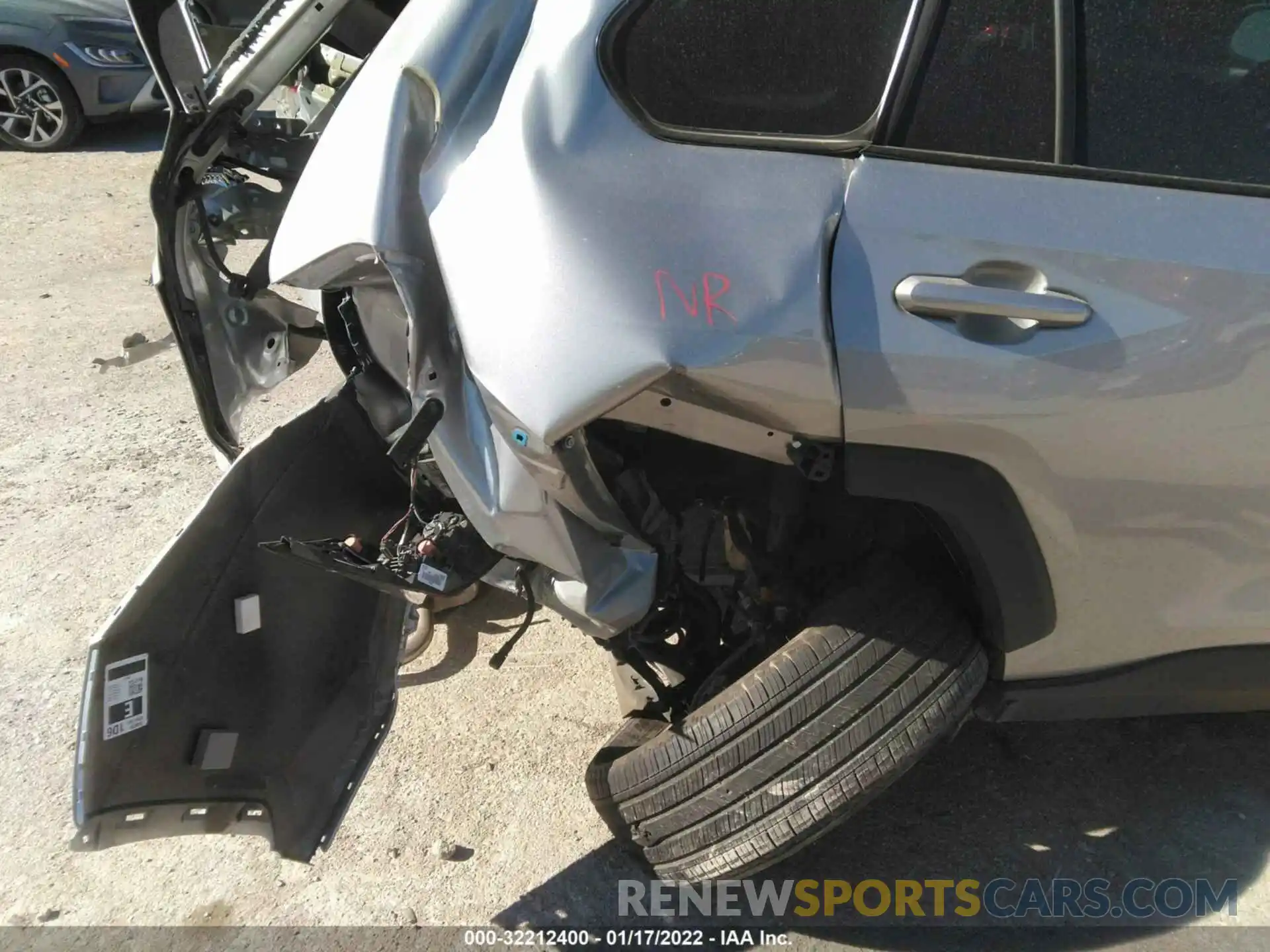 14 Photograph of a damaged car 2T3C1RFV3MC144517 TOYOTA RAV4 2021