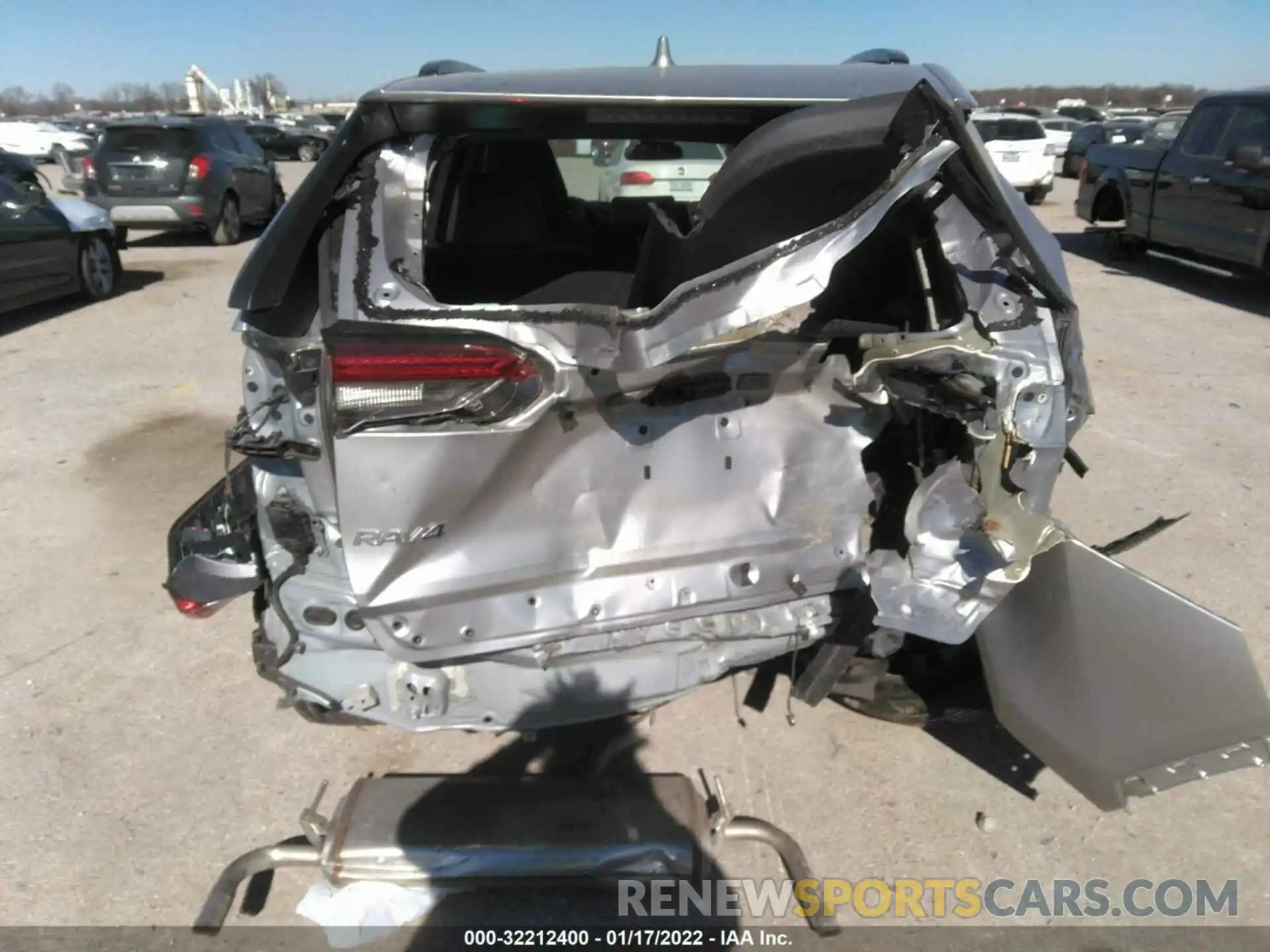 6 Photograph of a damaged car 2T3C1RFV3MC144517 TOYOTA RAV4 2021