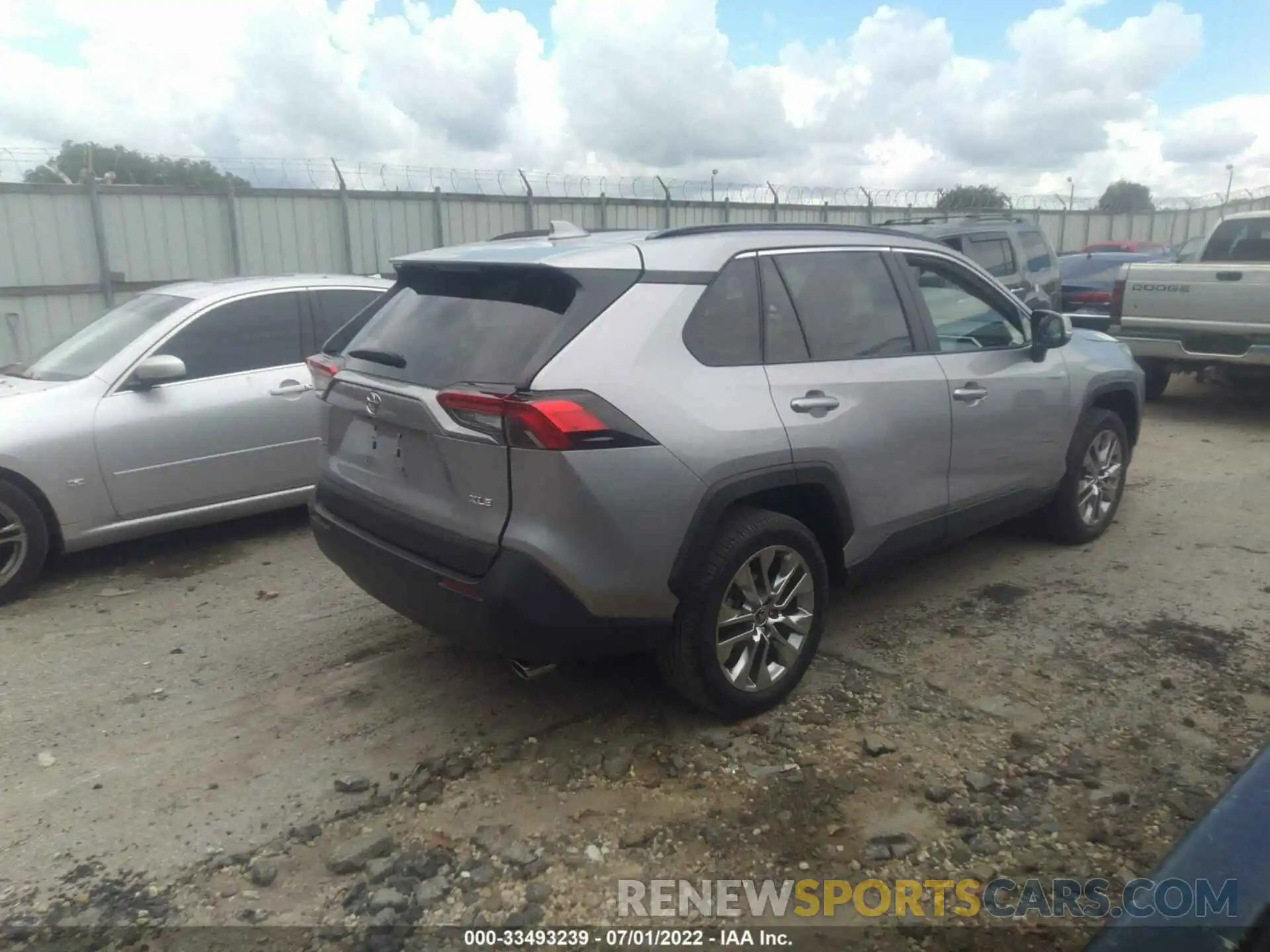 4 Photograph of a damaged car 2T3C1RFV3MC159180 TOYOTA RAV4 2021