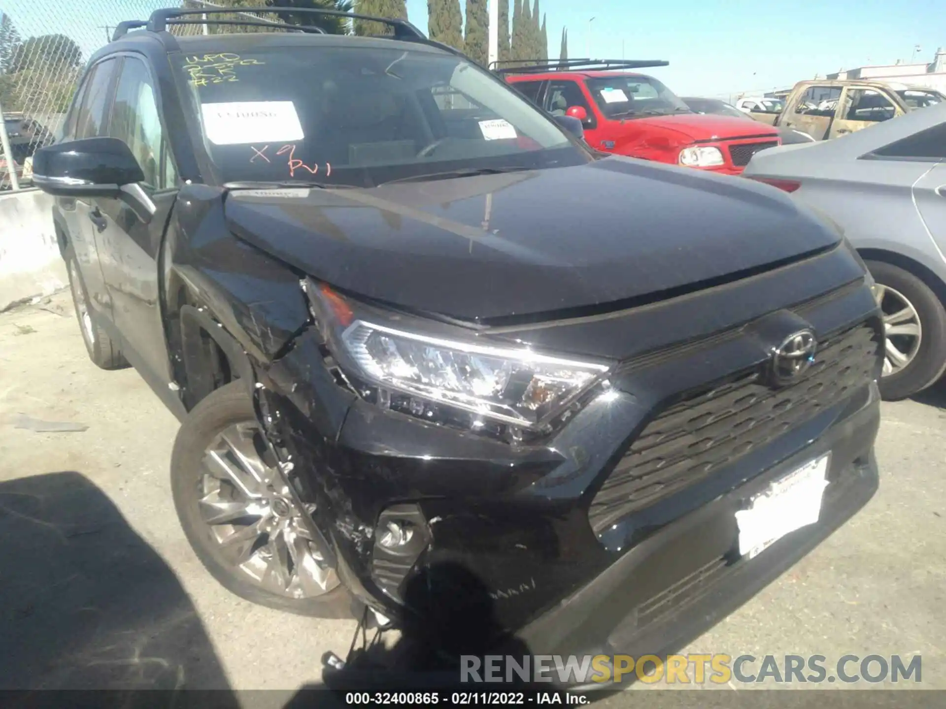 6 Photograph of a damaged car 2T3C1RFV3MC166422 TOYOTA RAV4 2021