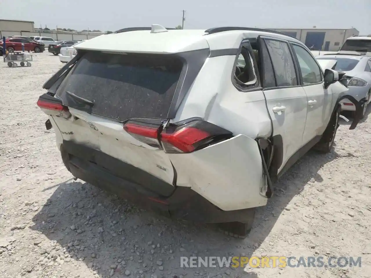 4 Photograph of a damaged car 2T3C1RFV3MW108079 TOYOTA RAV4 2021