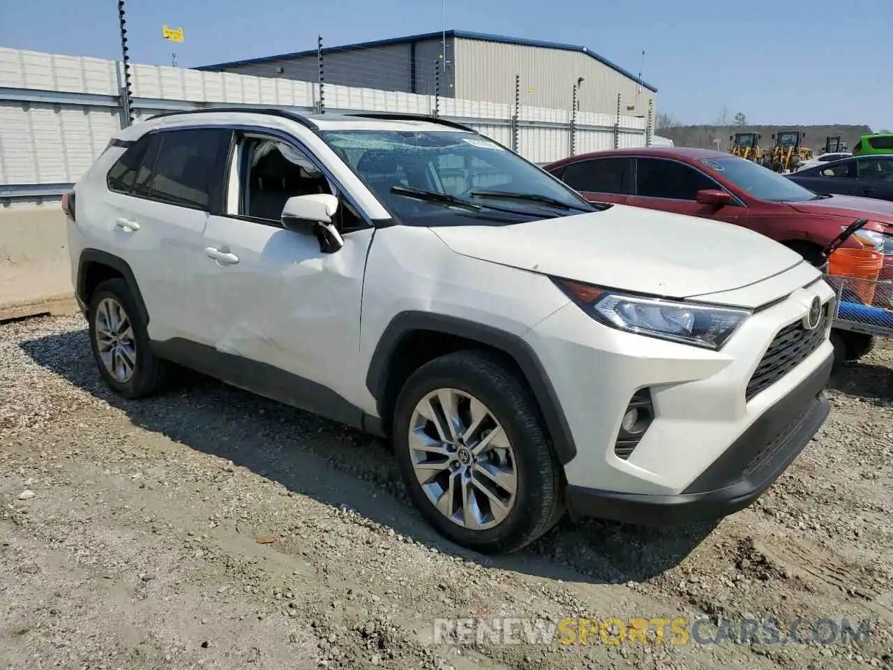 4 Photograph of a damaged car 2T3C1RFV3MW109619 TOYOTA RAV4 2021