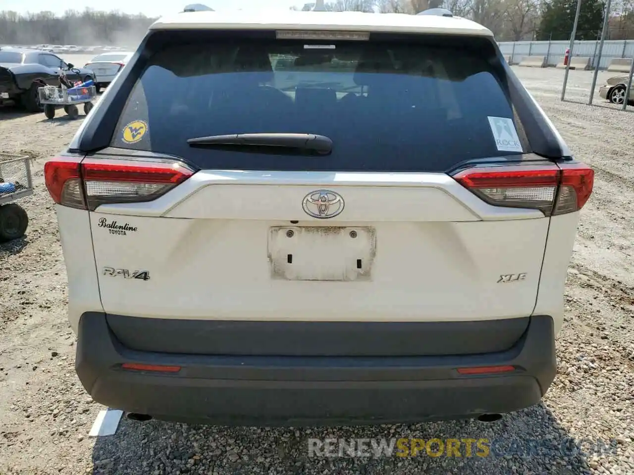 6 Photograph of a damaged car 2T3C1RFV3MW109619 TOYOTA RAV4 2021