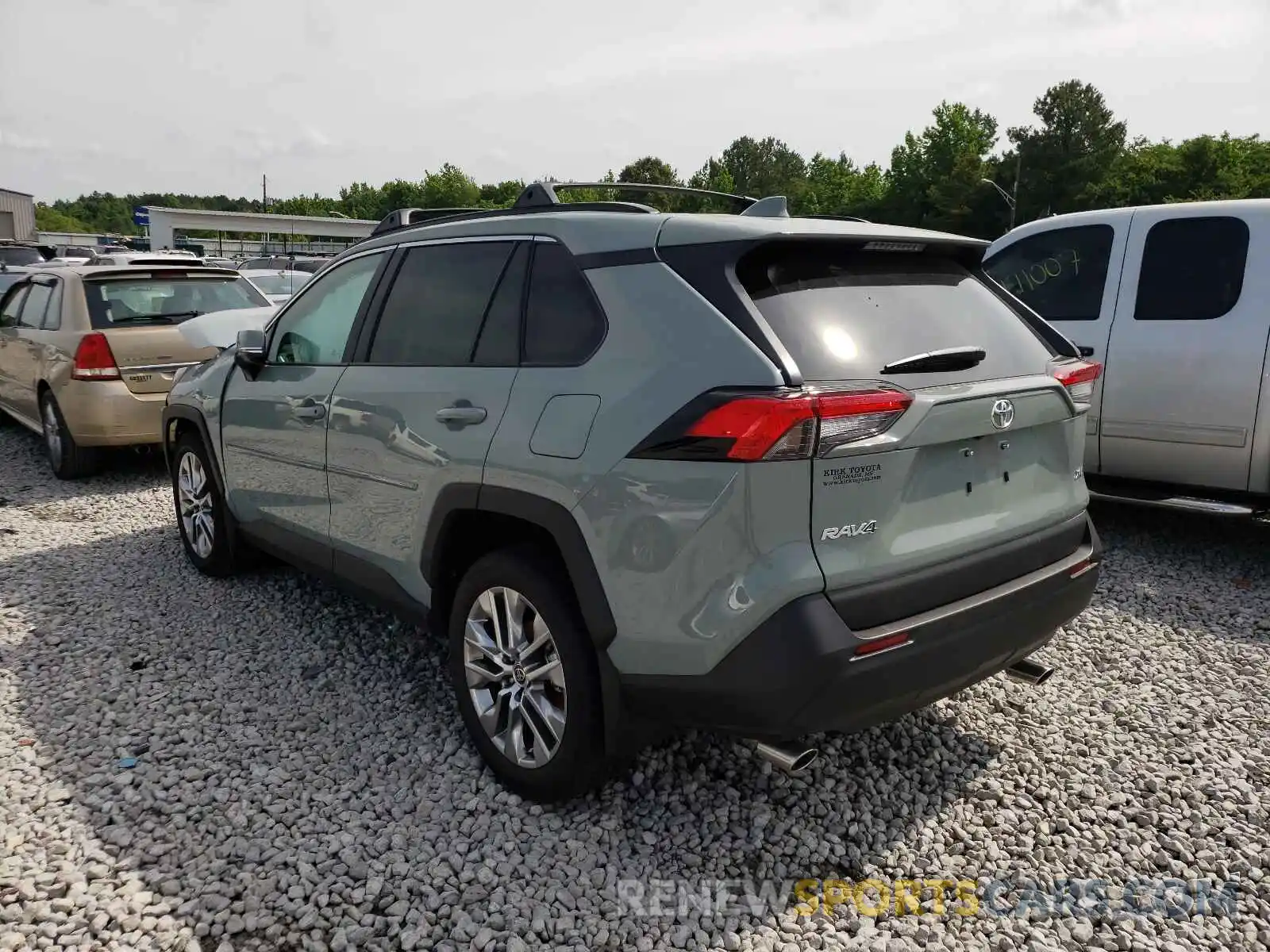 3 Photograph of a damaged car 2T3C1RFV3MW137873 TOYOTA RAV4 2021