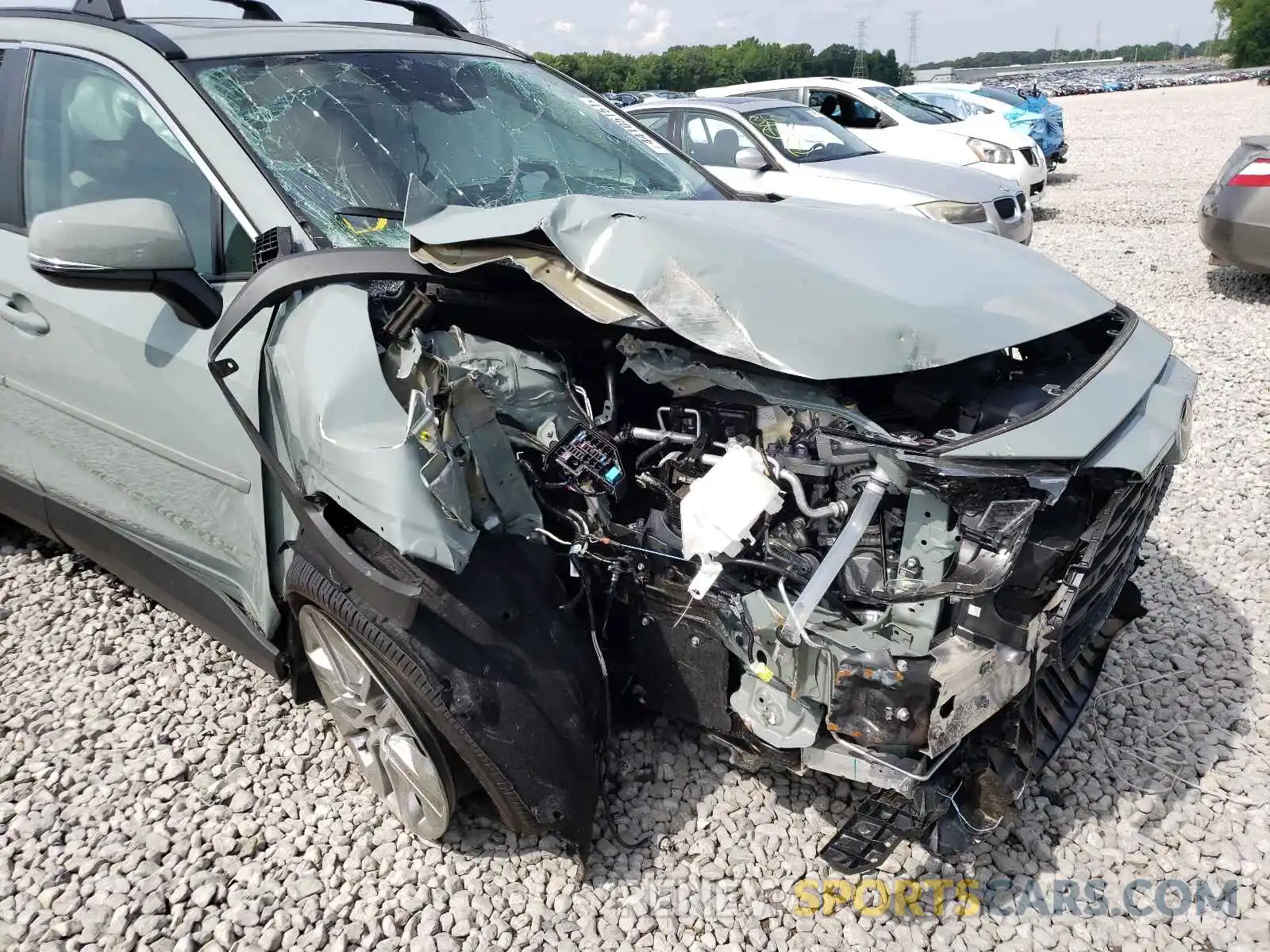 9 Photograph of a damaged car 2T3C1RFV3MW137873 TOYOTA RAV4 2021