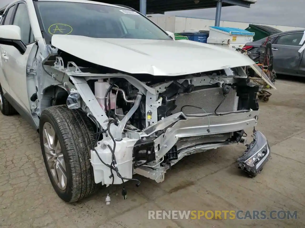 9 Photograph of a damaged car 2T3C1RFV3MW142345 TOYOTA RAV4 2021