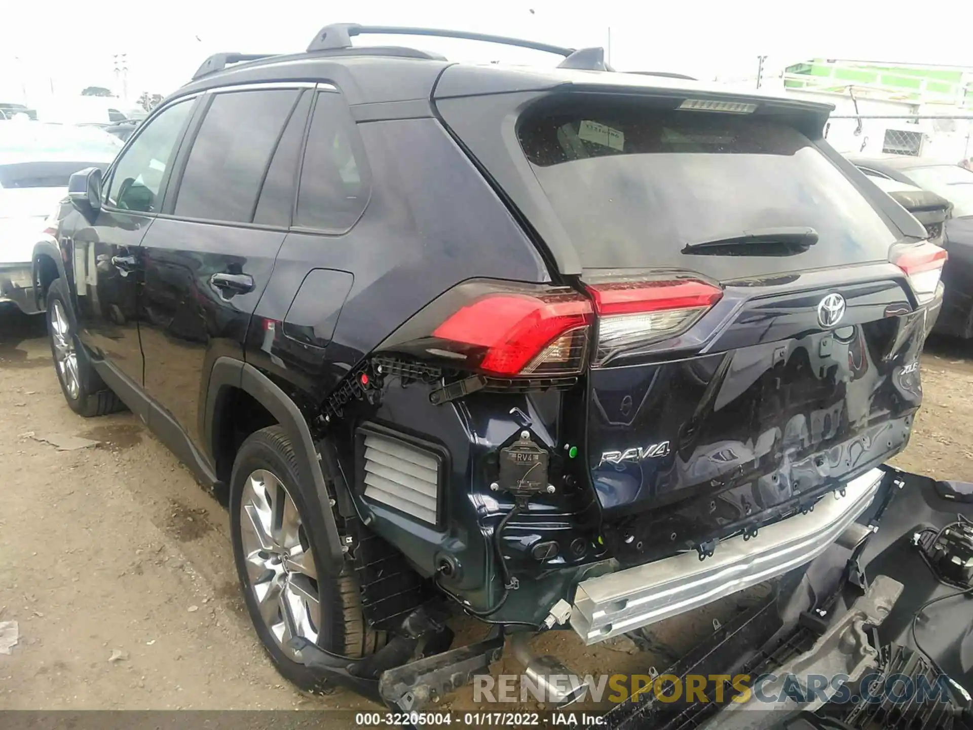 3 Photograph of a damaged car 2T3C1RFV3MW178570 TOYOTA RAV4 2021