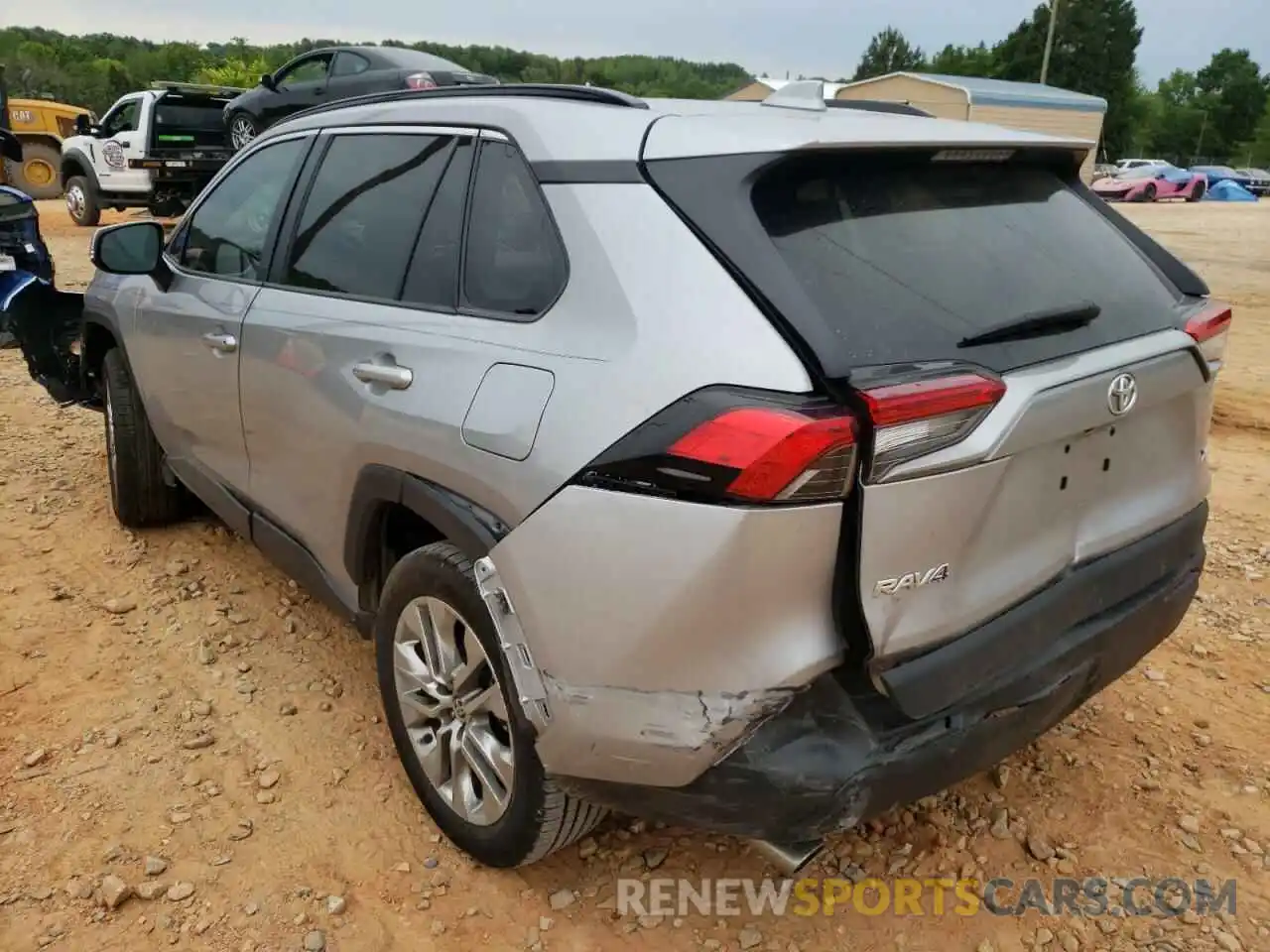 3 Photograph of a damaged car 2T3C1RFV4MC092802 TOYOTA RAV4 2021