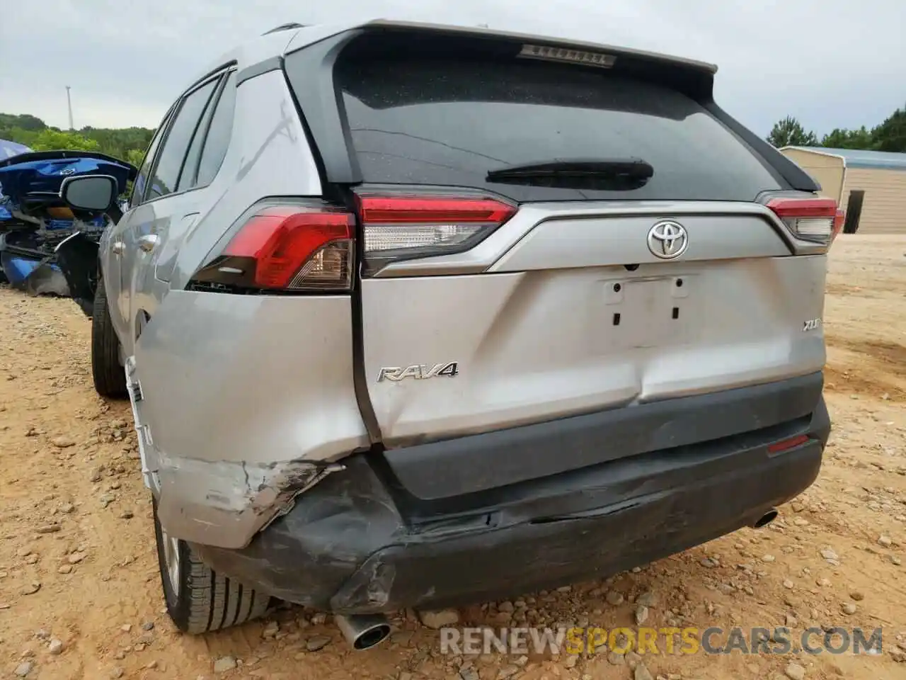 9 Photograph of a damaged car 2T3C1RFV4MC092802 TOYOTA RAV4 2021