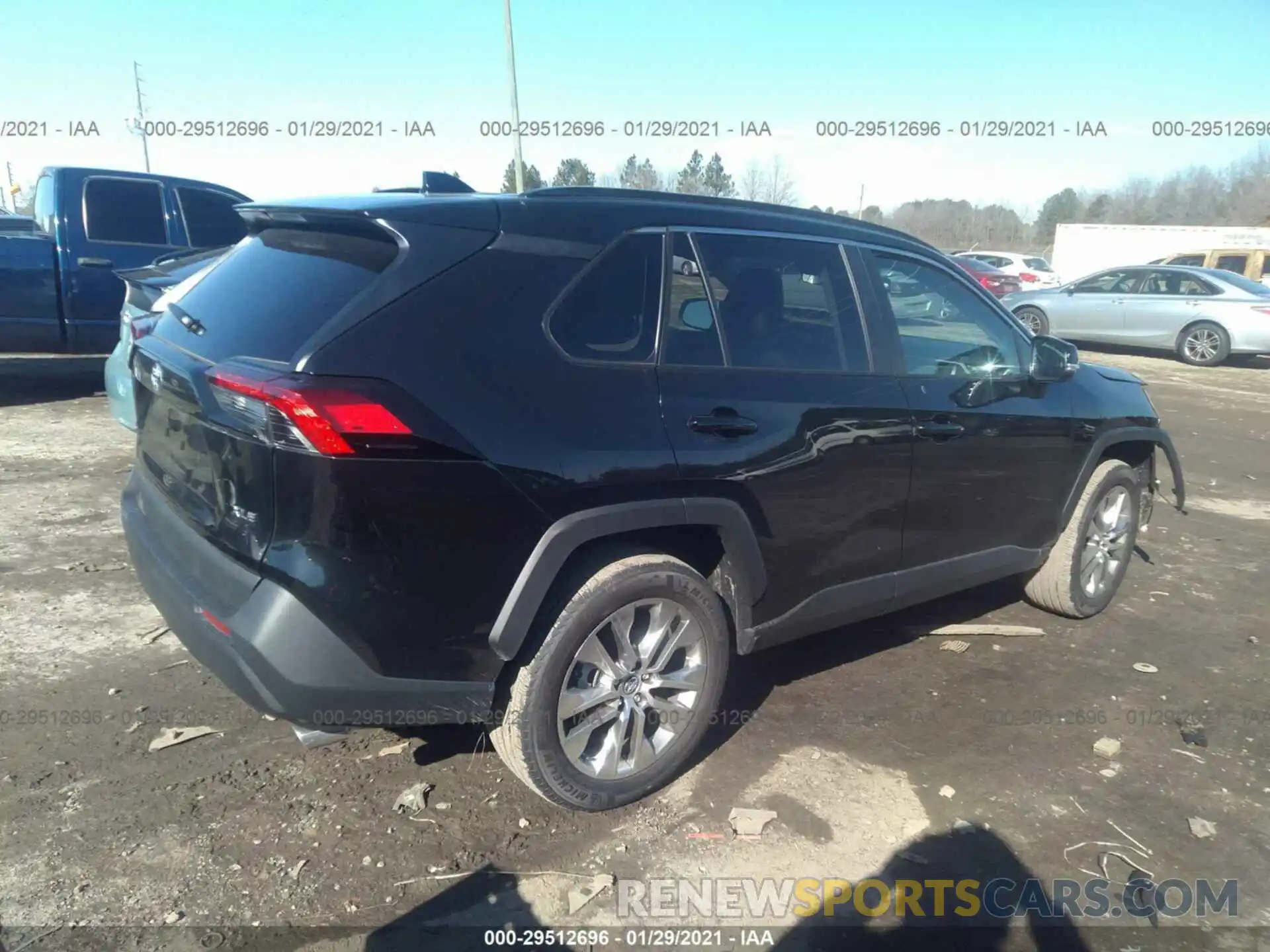 4 Photograph of a damaged car 2T3C1RFV4MC097370 TOYOTA RAV4 2021