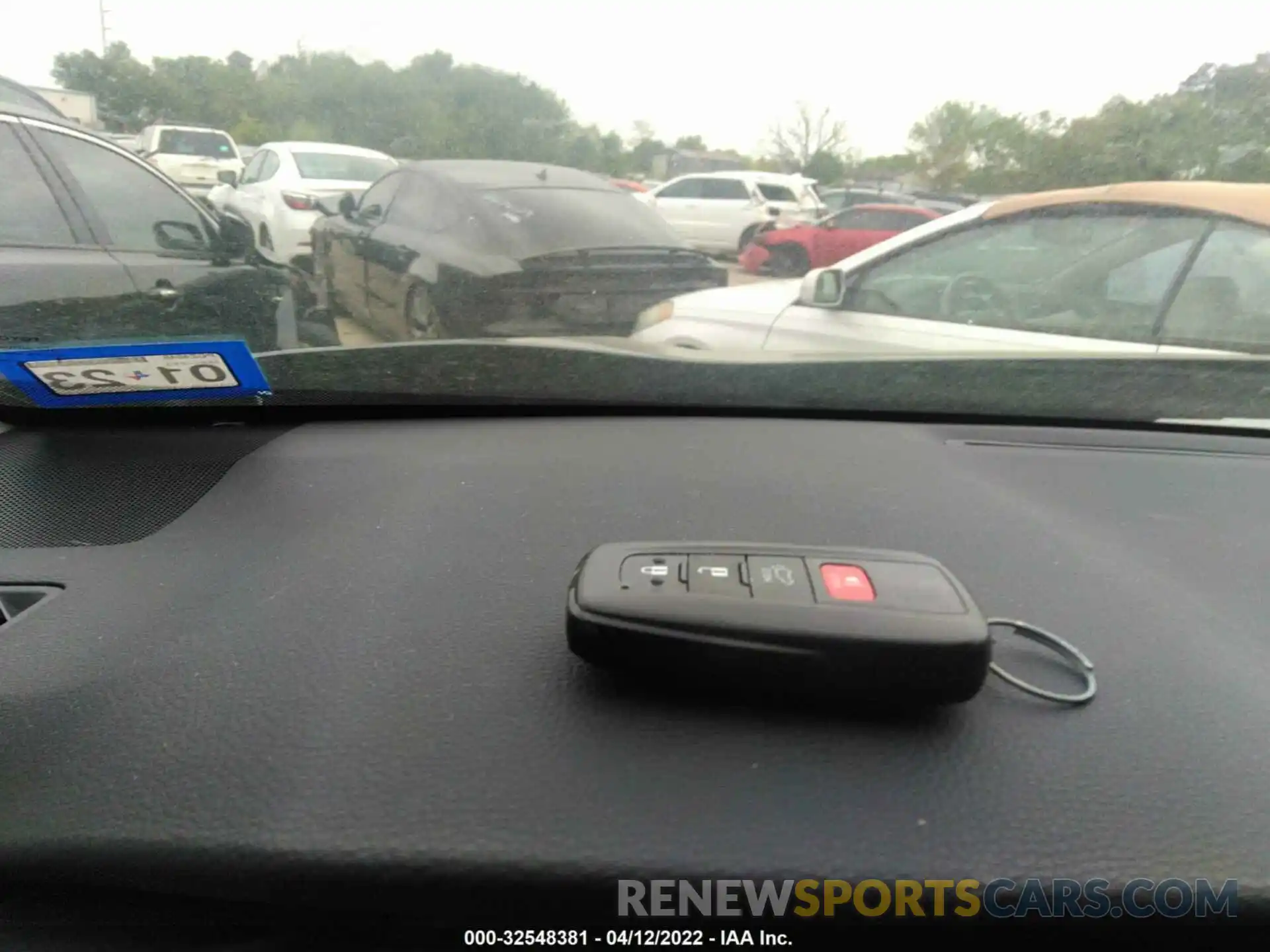 11 Photograph of a damaged car 2T3C1RFV4MC106598 TOYOTA RAV4 2021